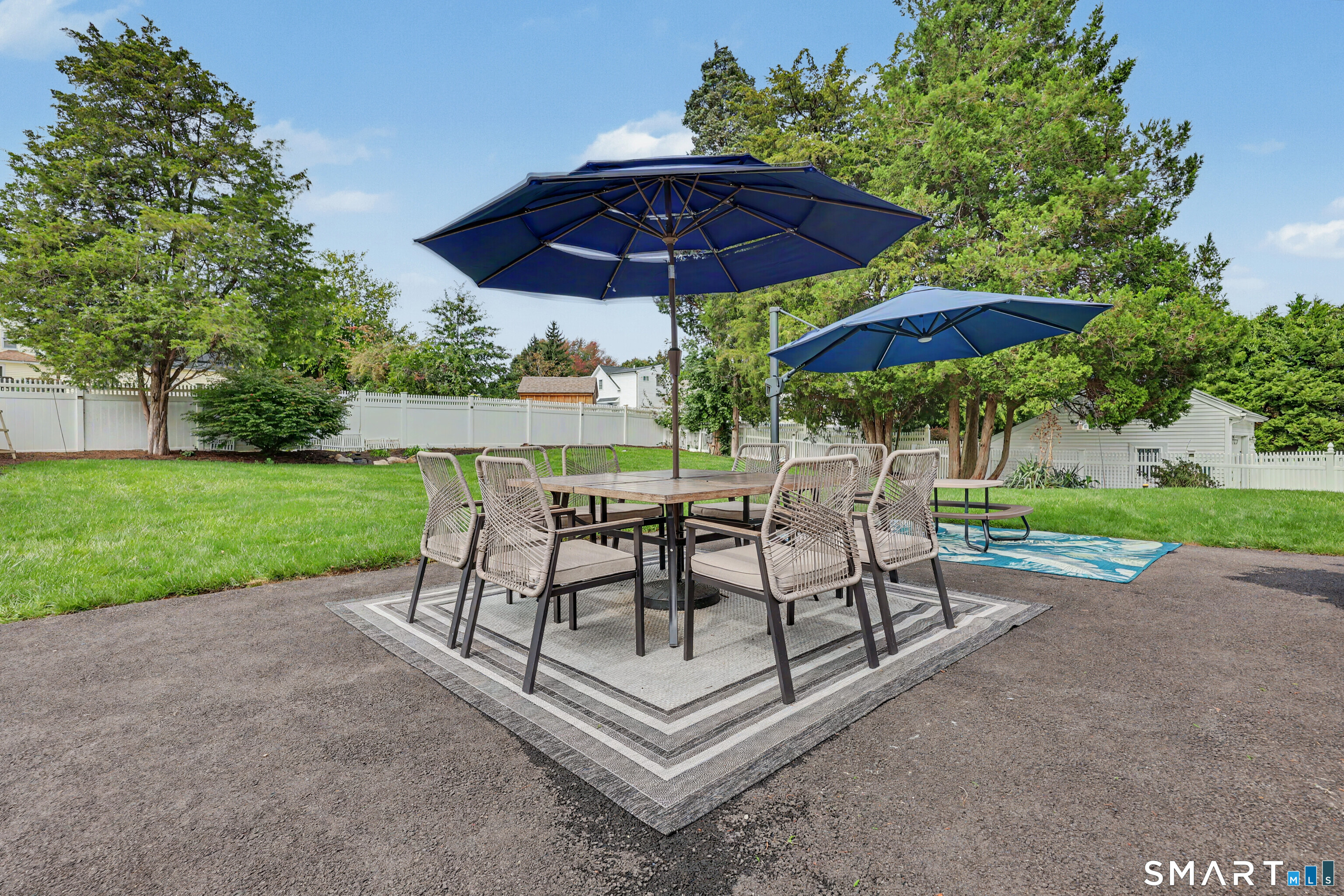 501 Bridgeview Place photo 36