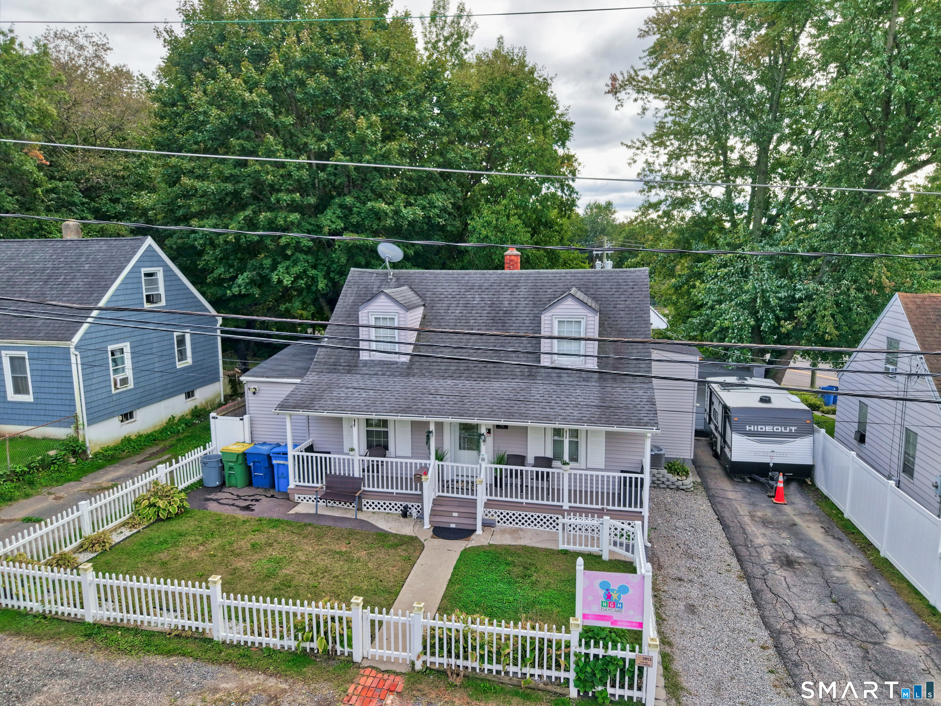 Photo 2 of Single family home for sale at 92 Pearl Lake Rd, Waterbury, CT 06706 | MLS# 24210213 | Listing updated on 2026-10-07