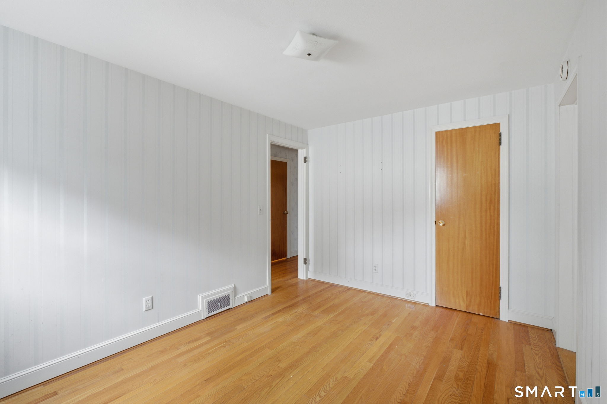 108 Jameswell Road photo 19