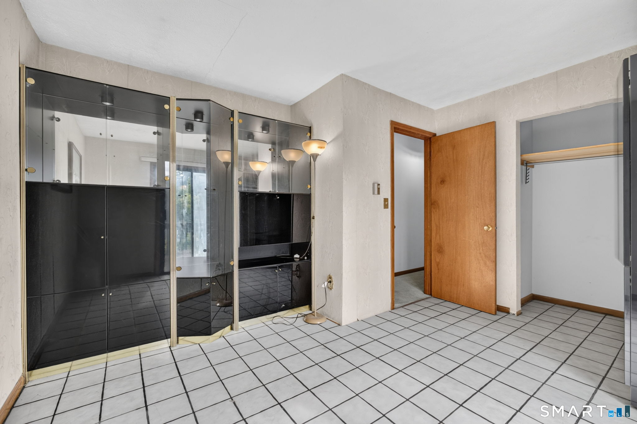 163 Cranston Street photo 31