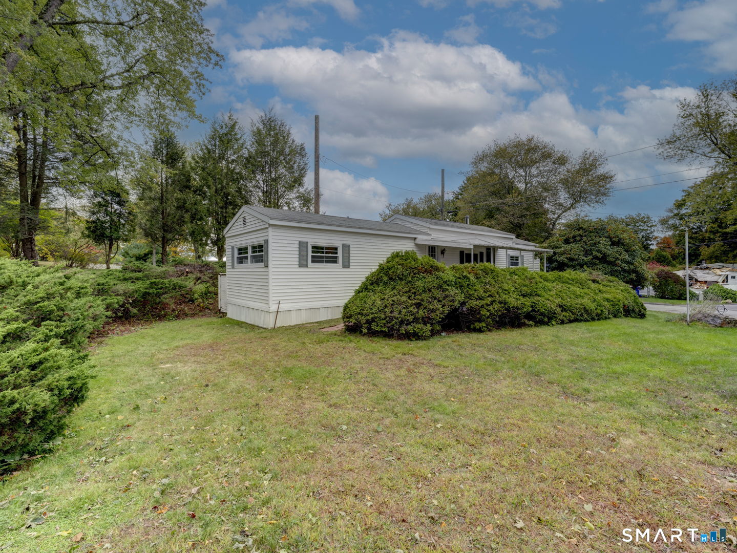 14 Hillpond Drive photo 4
