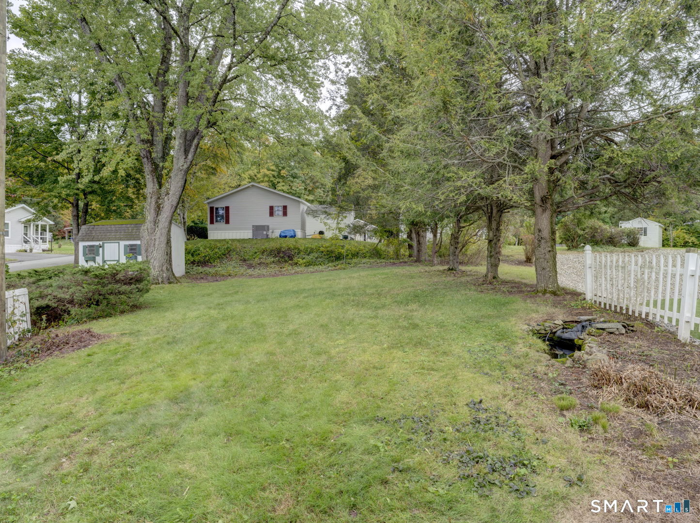 14 Hillpond Drive photo 9