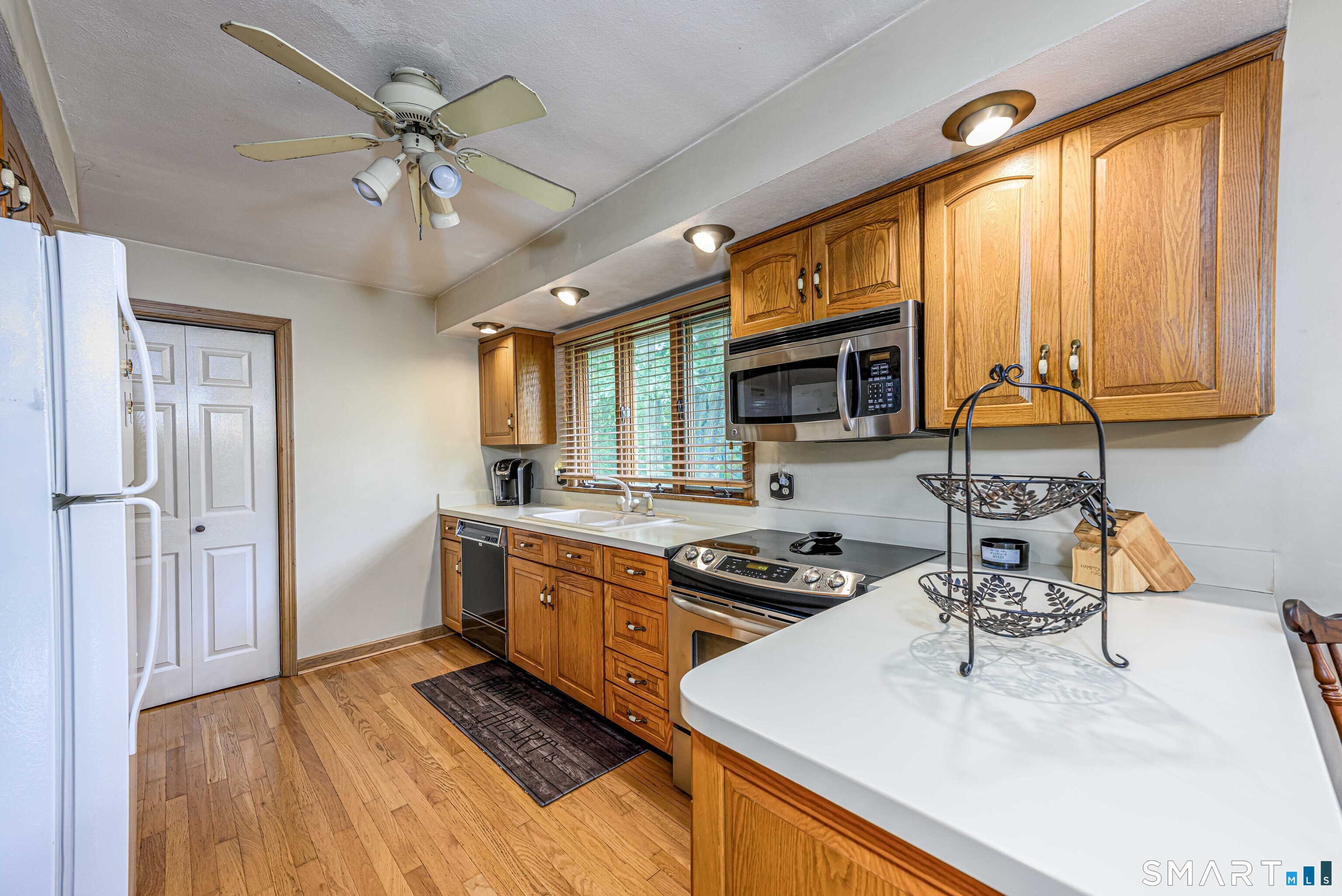 56 Sherman Terrace photo 19