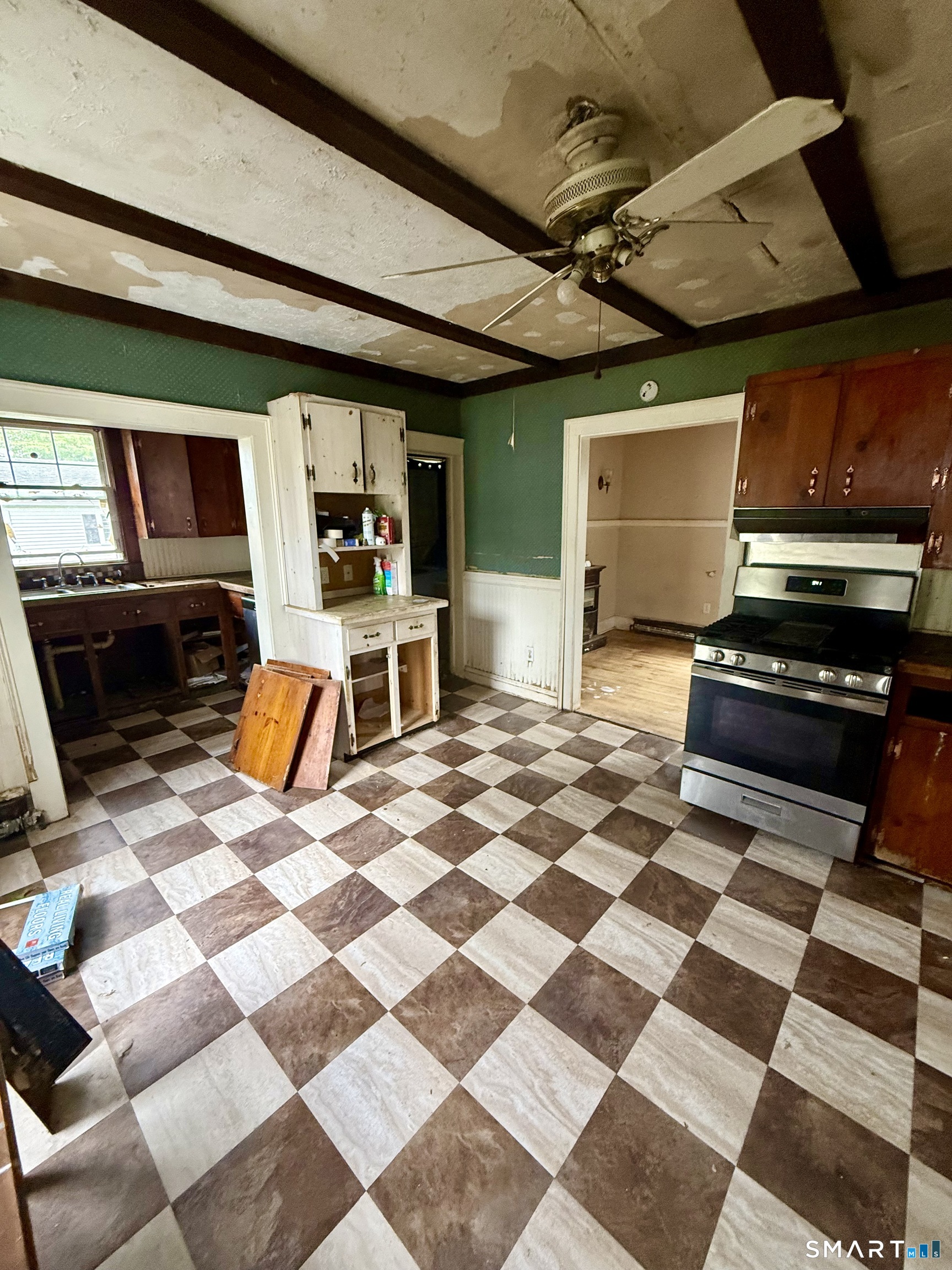 Photo 4 of Single family home for sale at 278 N Elm St, Torrington, CT 06790 | MLS# 24210928 | Listing updated on 2026-09-30