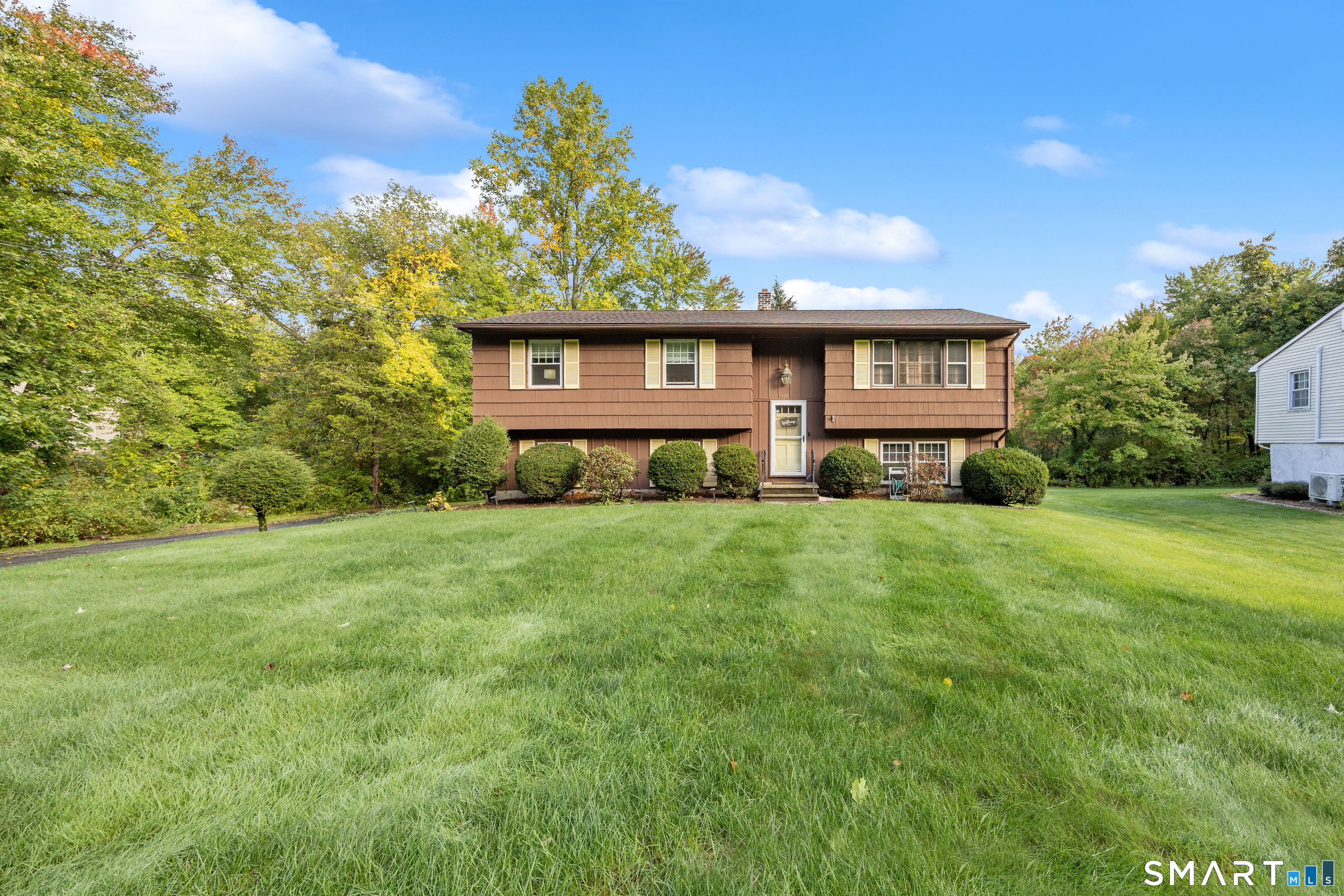980 Notch Road photo 2
