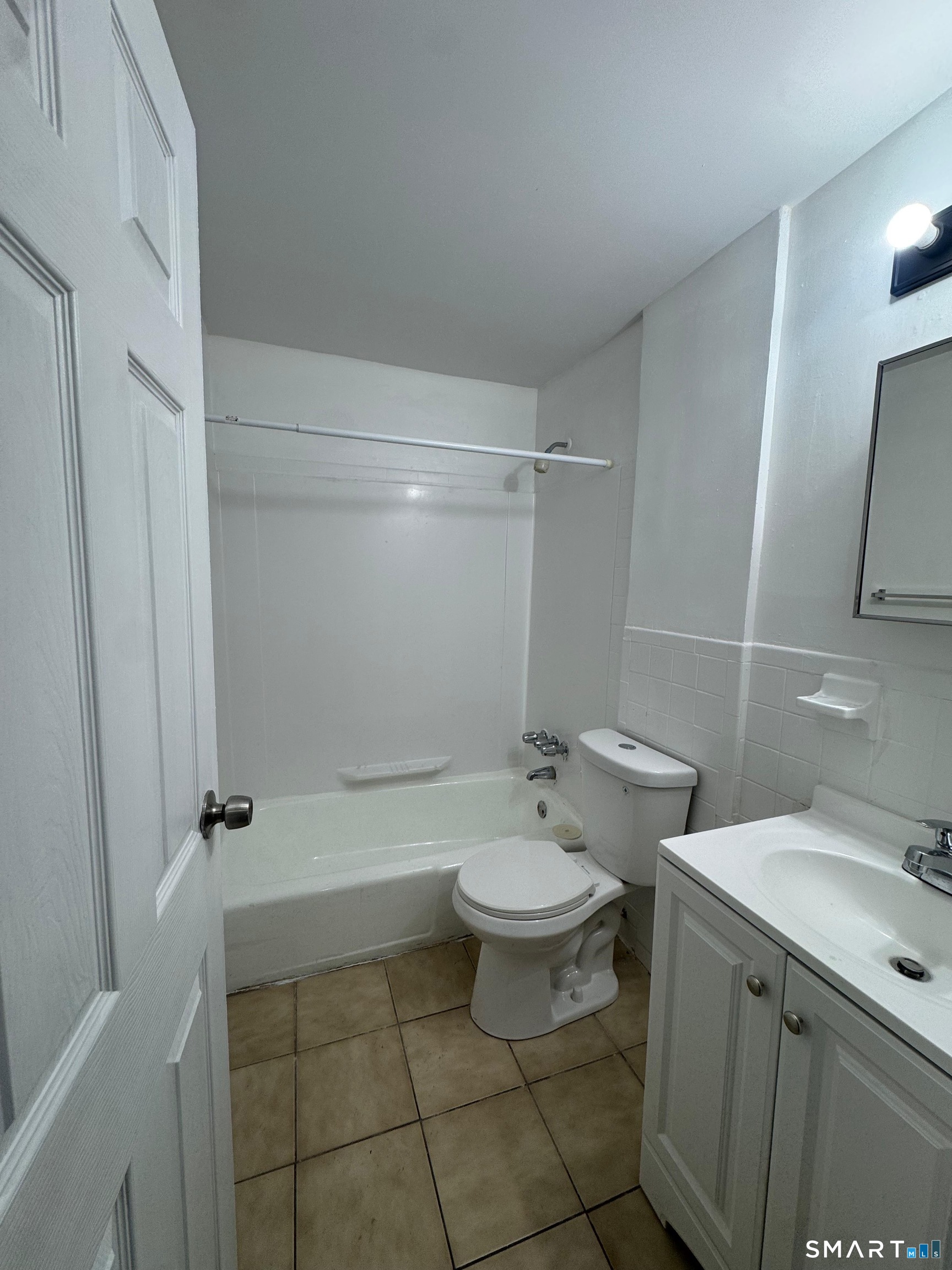 129 Black Rock Avenue Unit #14 photo 2