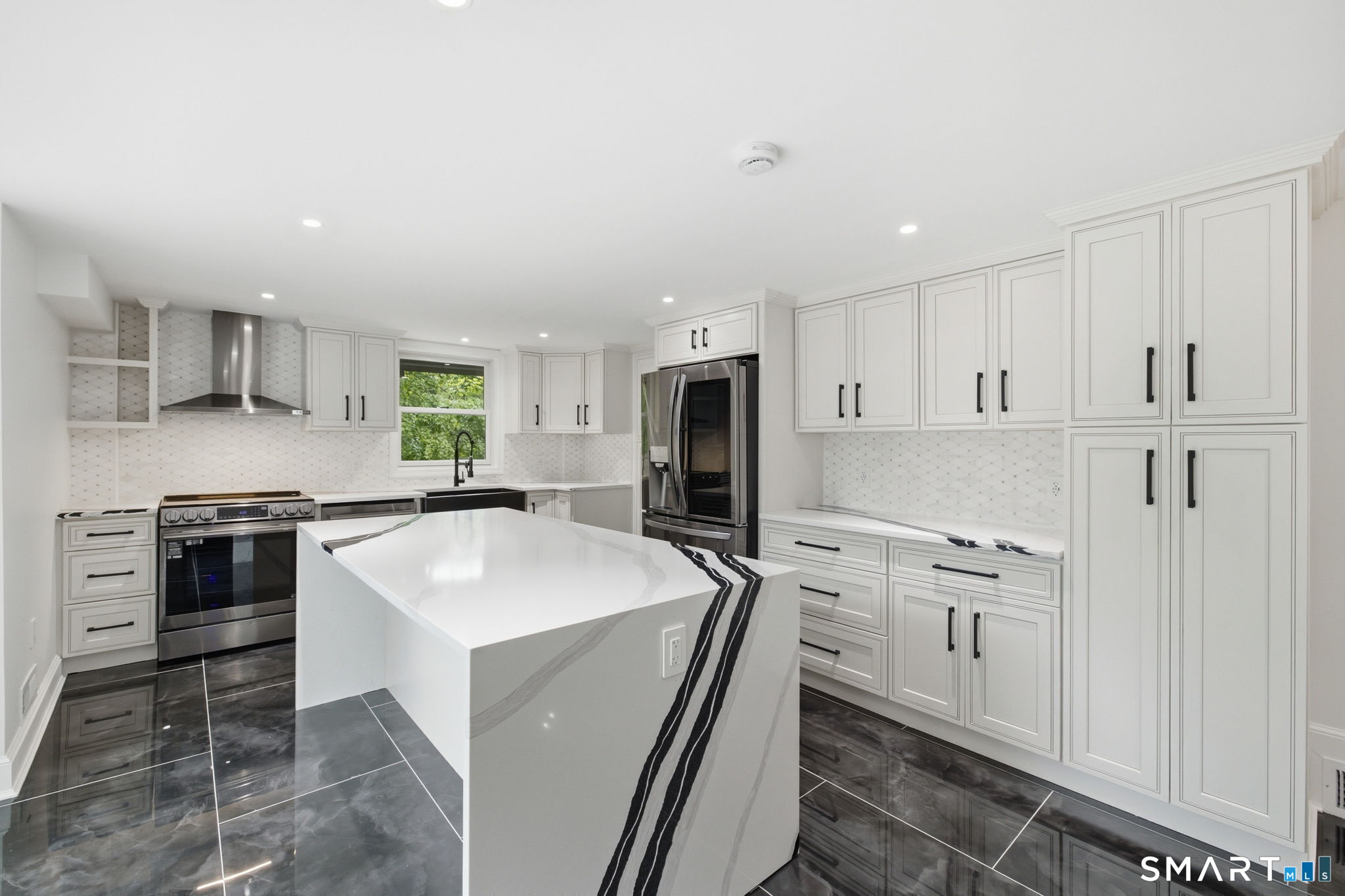 1 Tulip Tree Lane photo 10