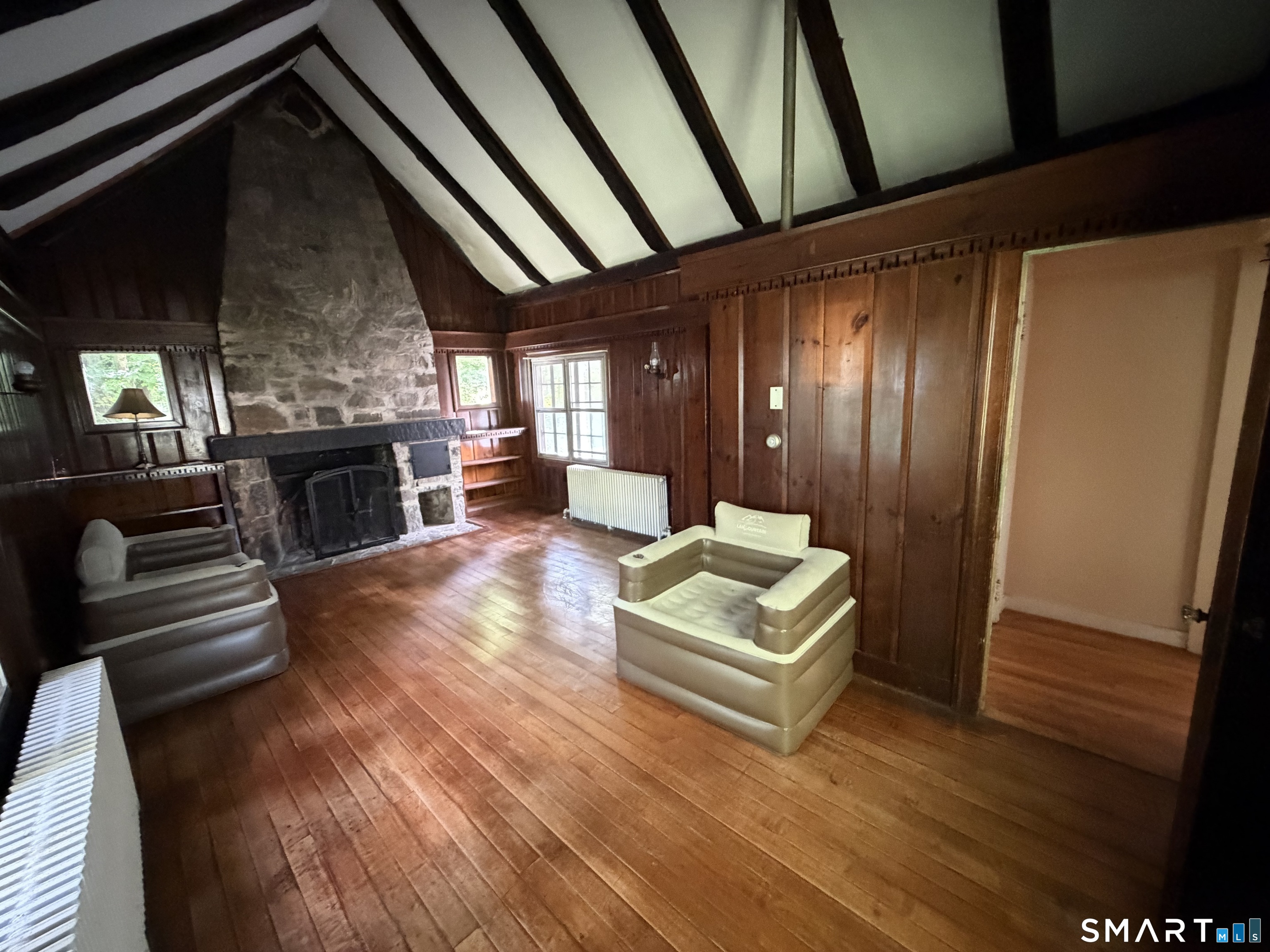684 Field Street photo 6