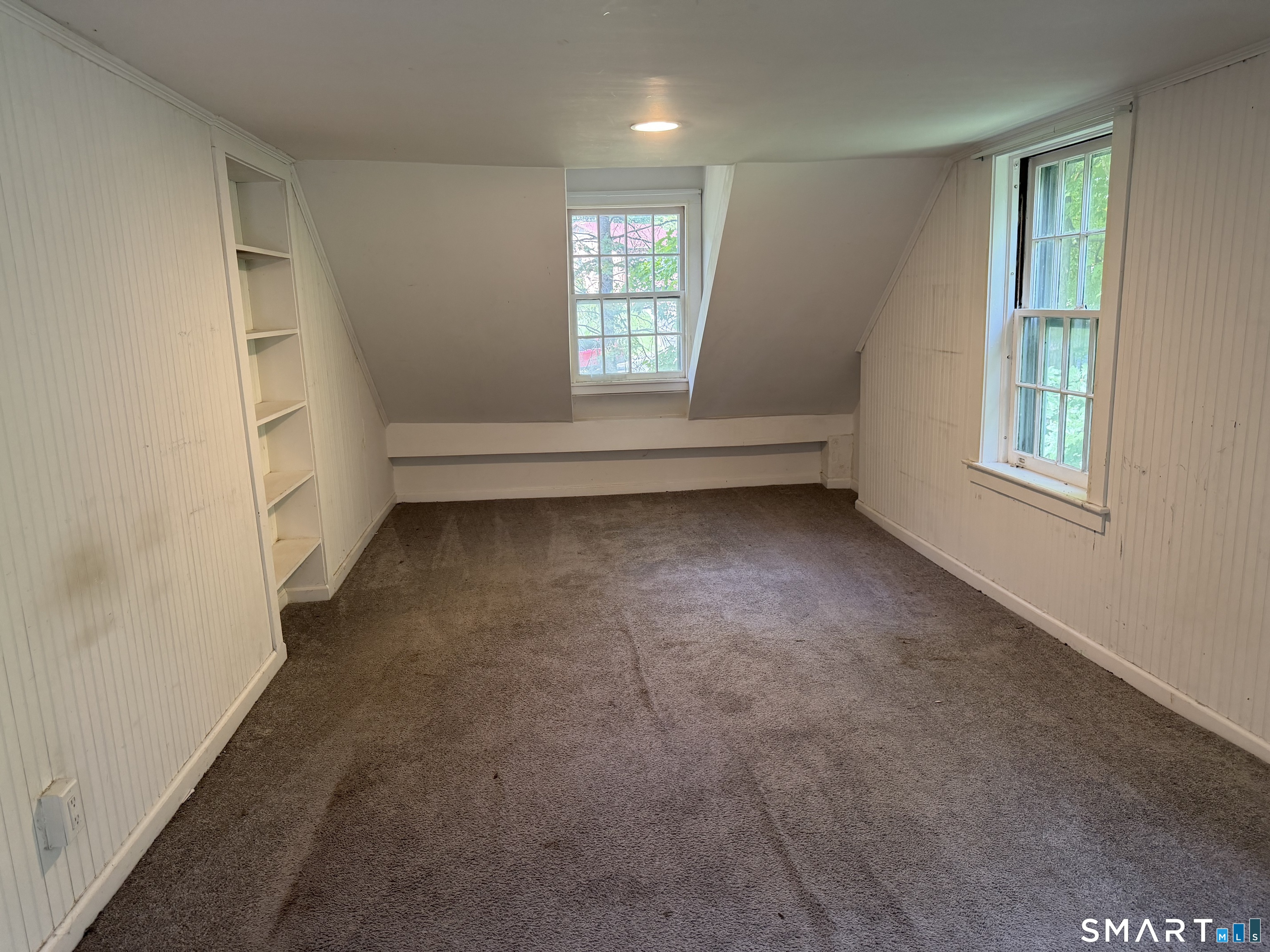 684 Field Street photo 21