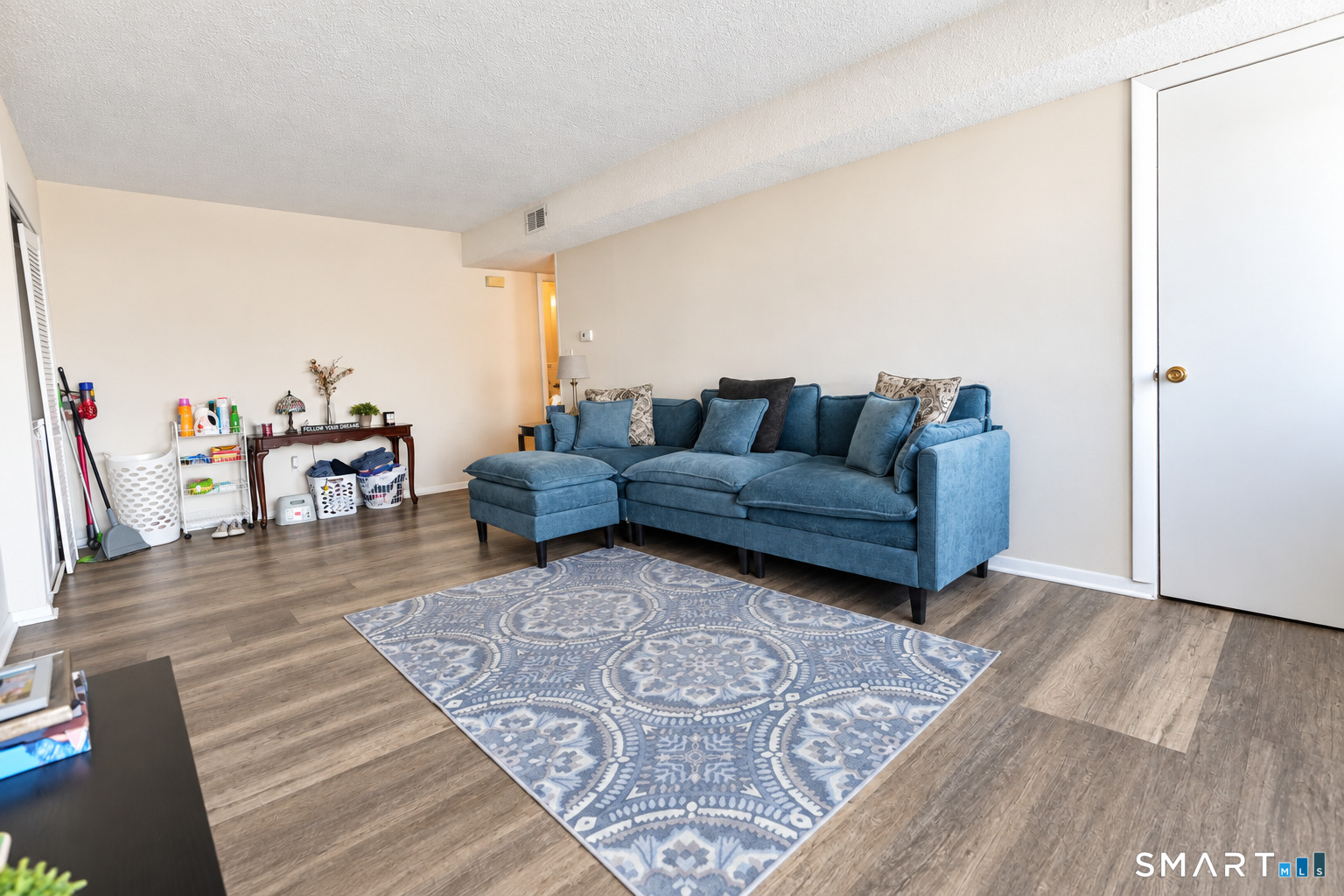 27 Redwood Drive Unit #G photo 3