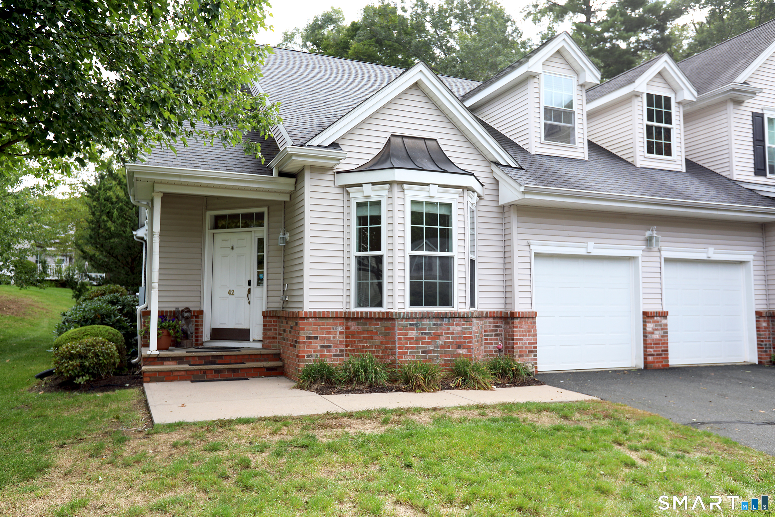 Photo 1 of Condo for sale at 42 Marble Faun Ln #42, Windsor, CT 06095 | MLS# 24210850 | Listing updated on 2026-10-07