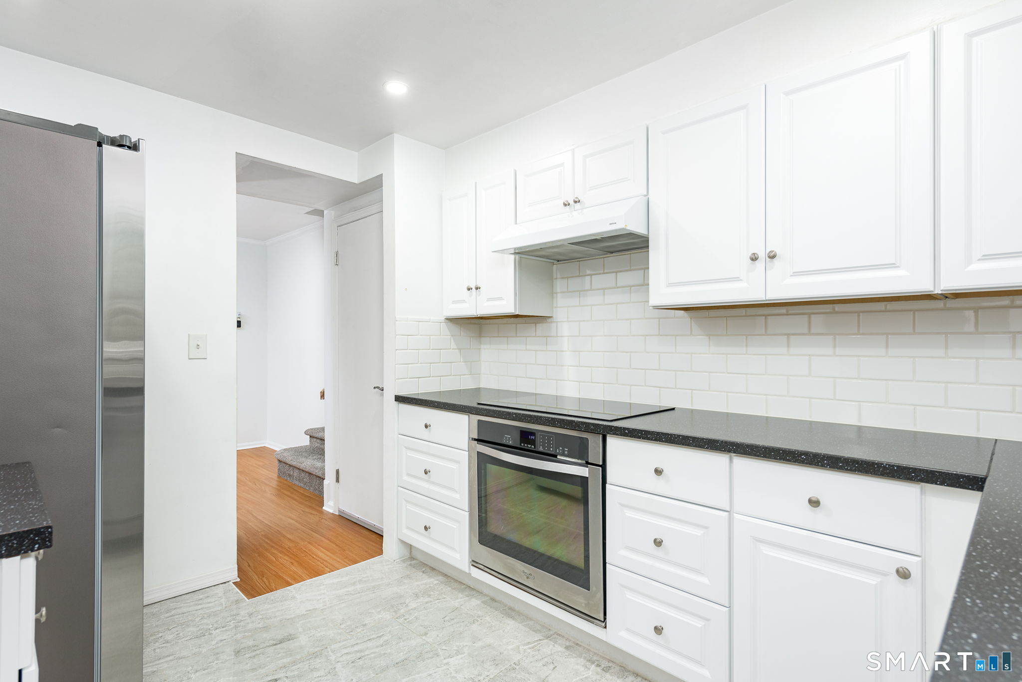 34 Grande Avenue photo 17