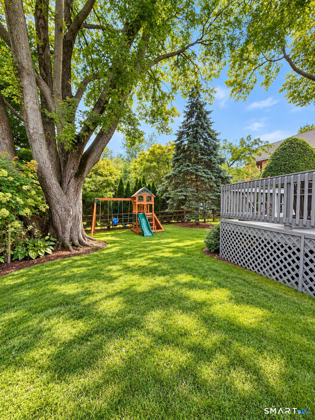 72 Sutton Drive East photo 33