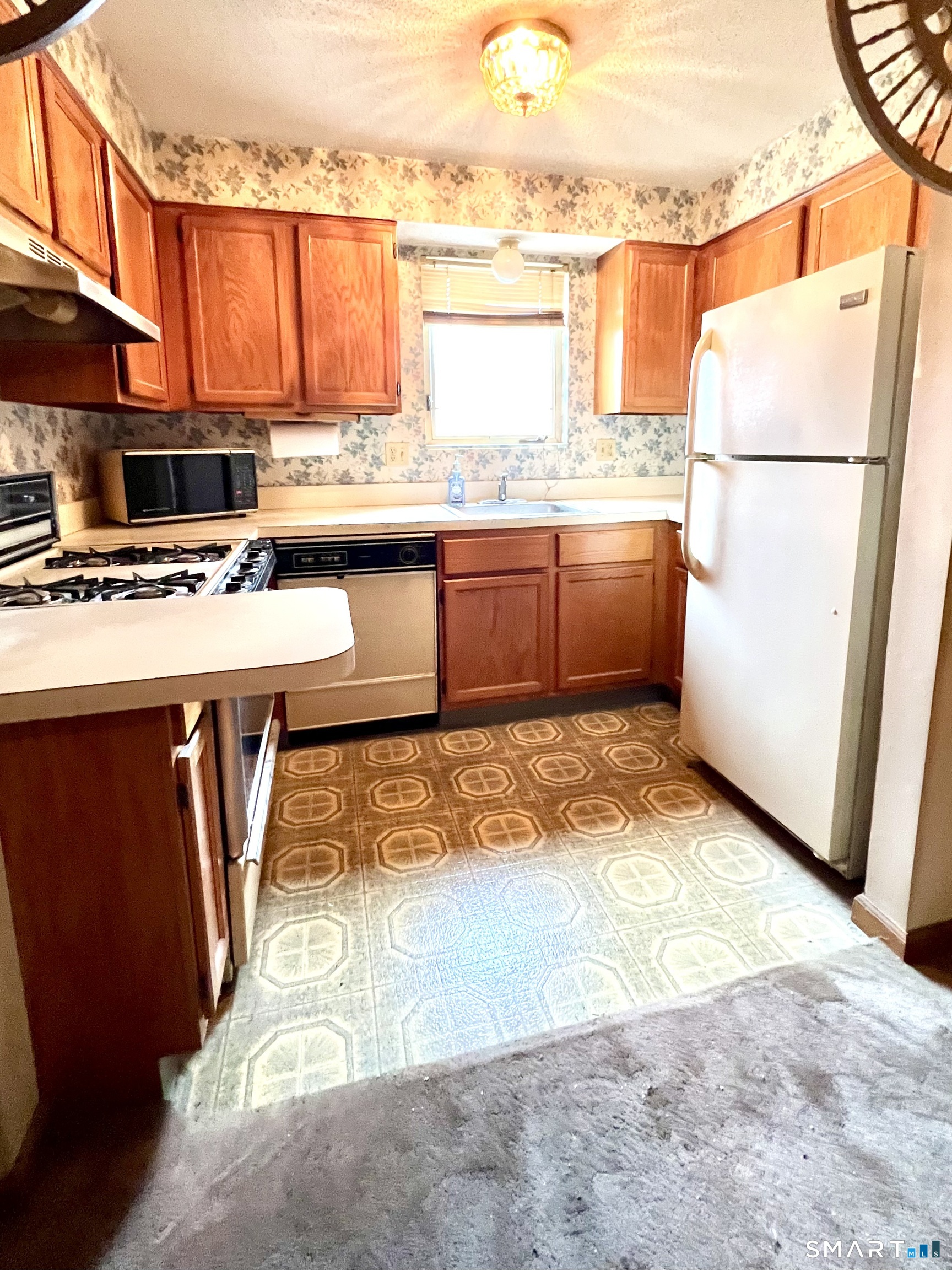 410 Farmington Avenue, #G2, New Britain, CT 06051