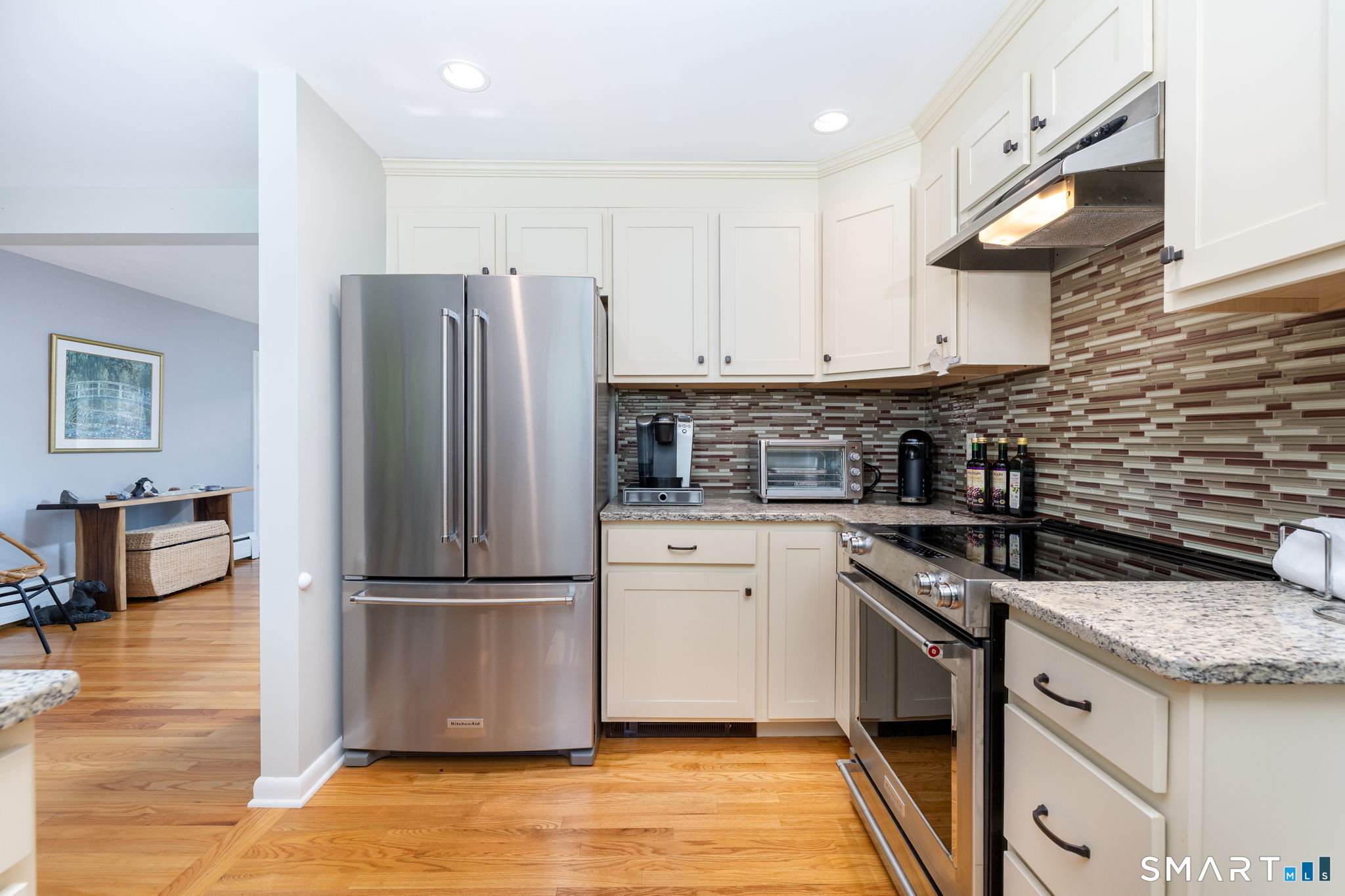 47 Kenwood Road photo 13