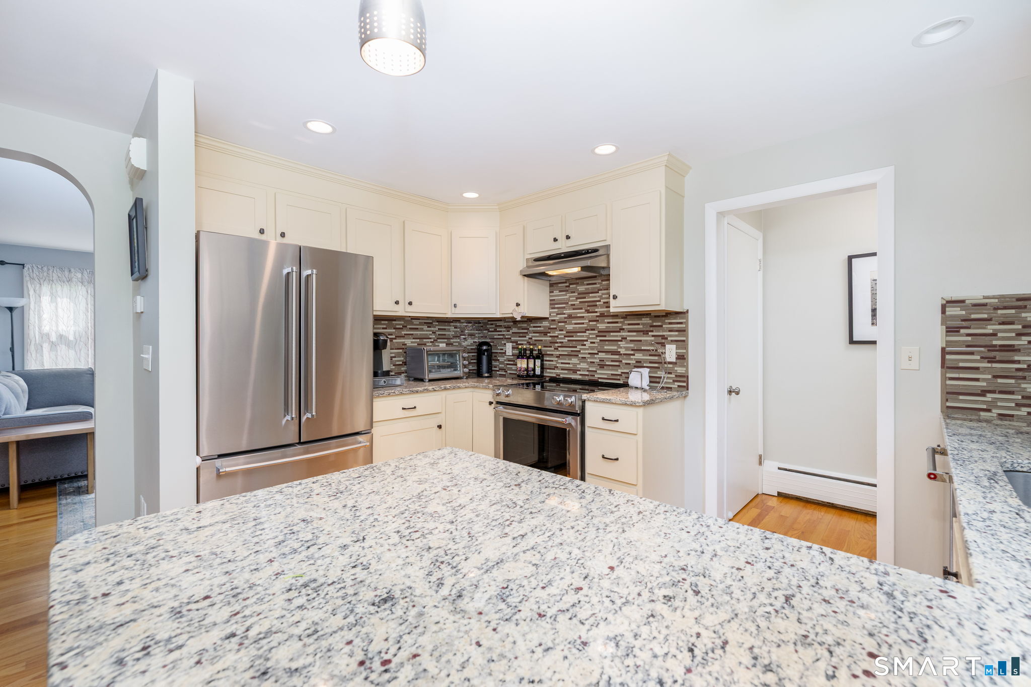 47 Kenwood Road photo 11