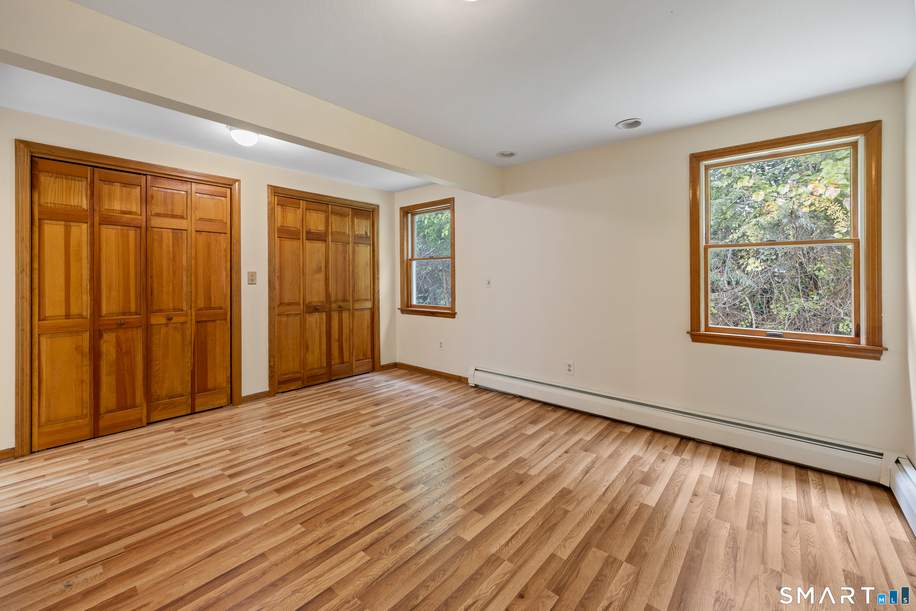106 Howard Avenue photo 13