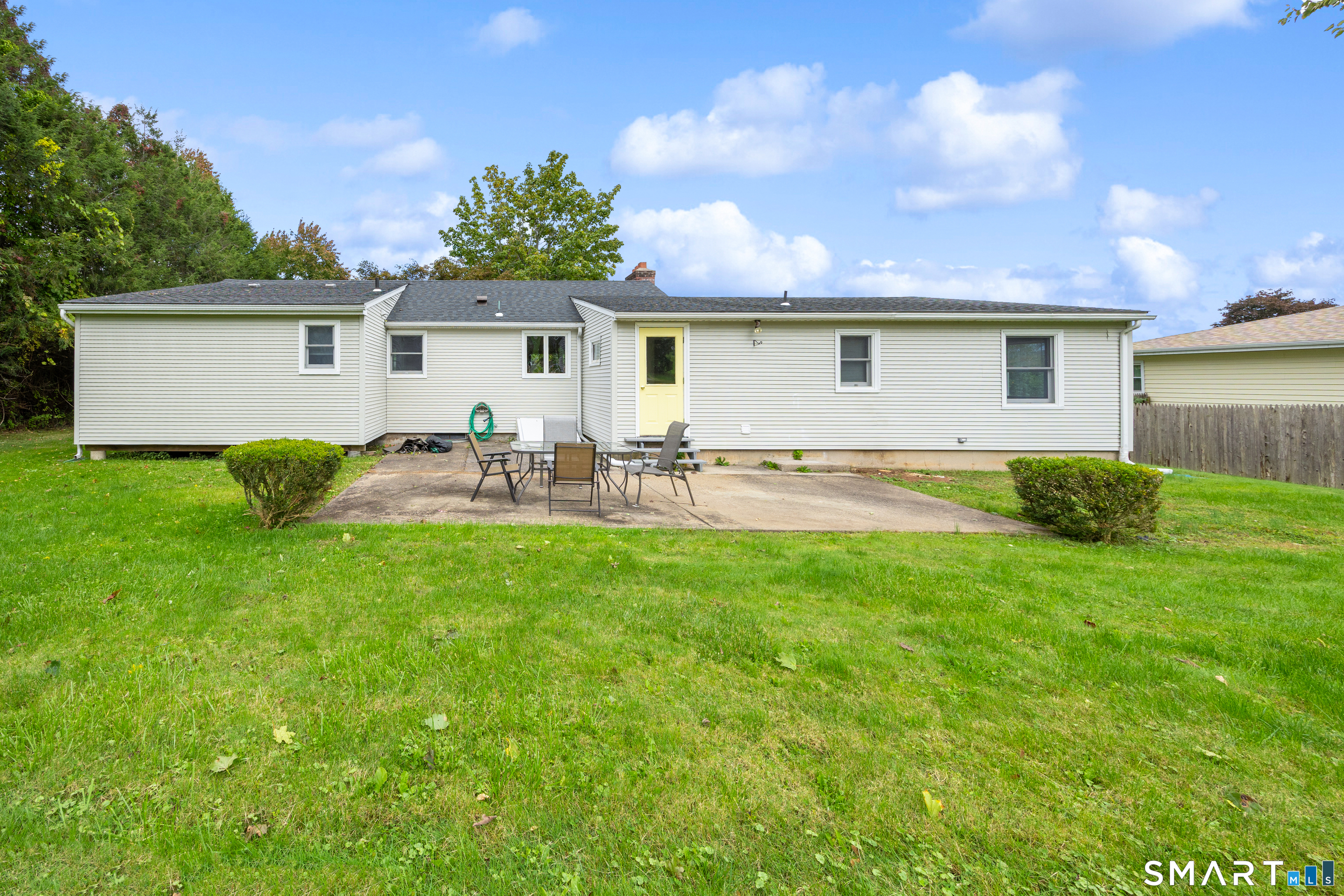 106 Howard Avenue photo 34
