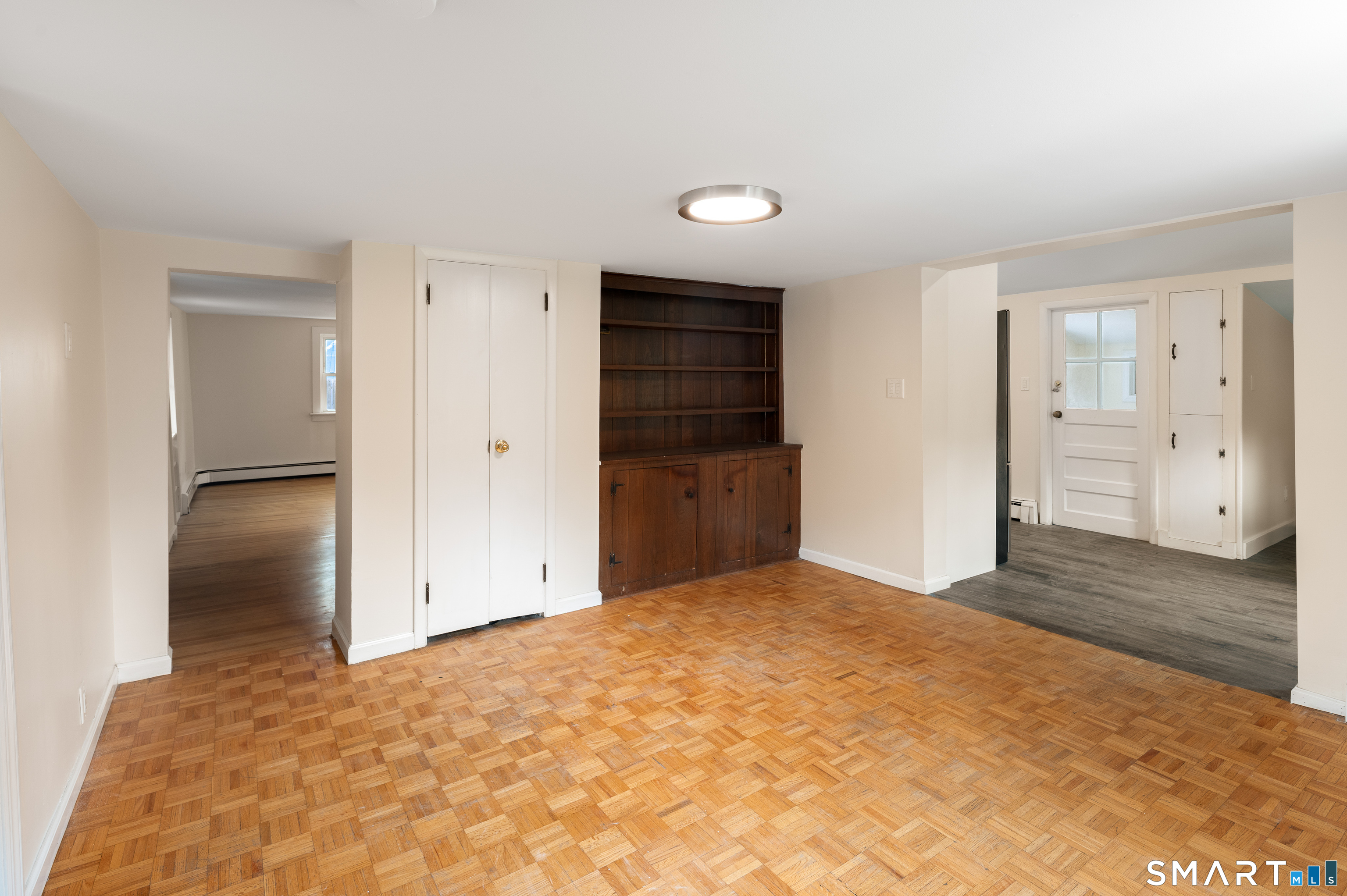 307 Courtland Avenue photo 16