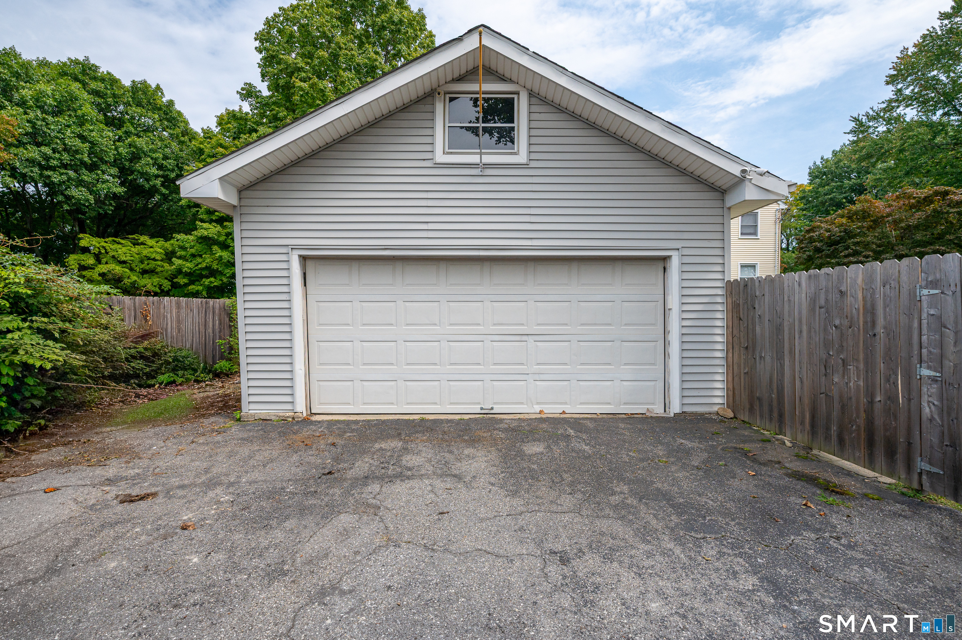 307 Courtland Avenue photo 34