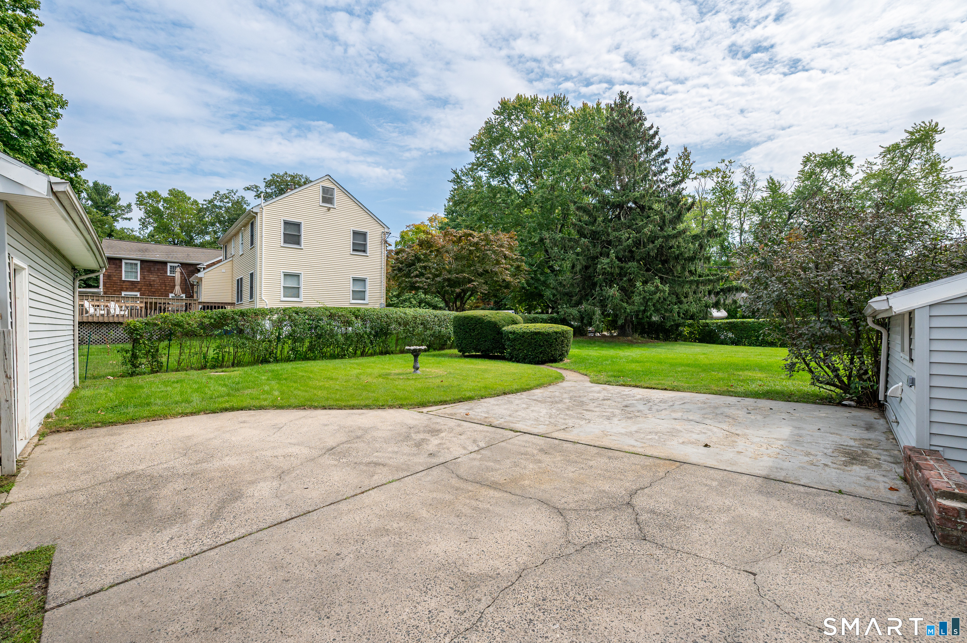 307 Courtland Avenue photo 35