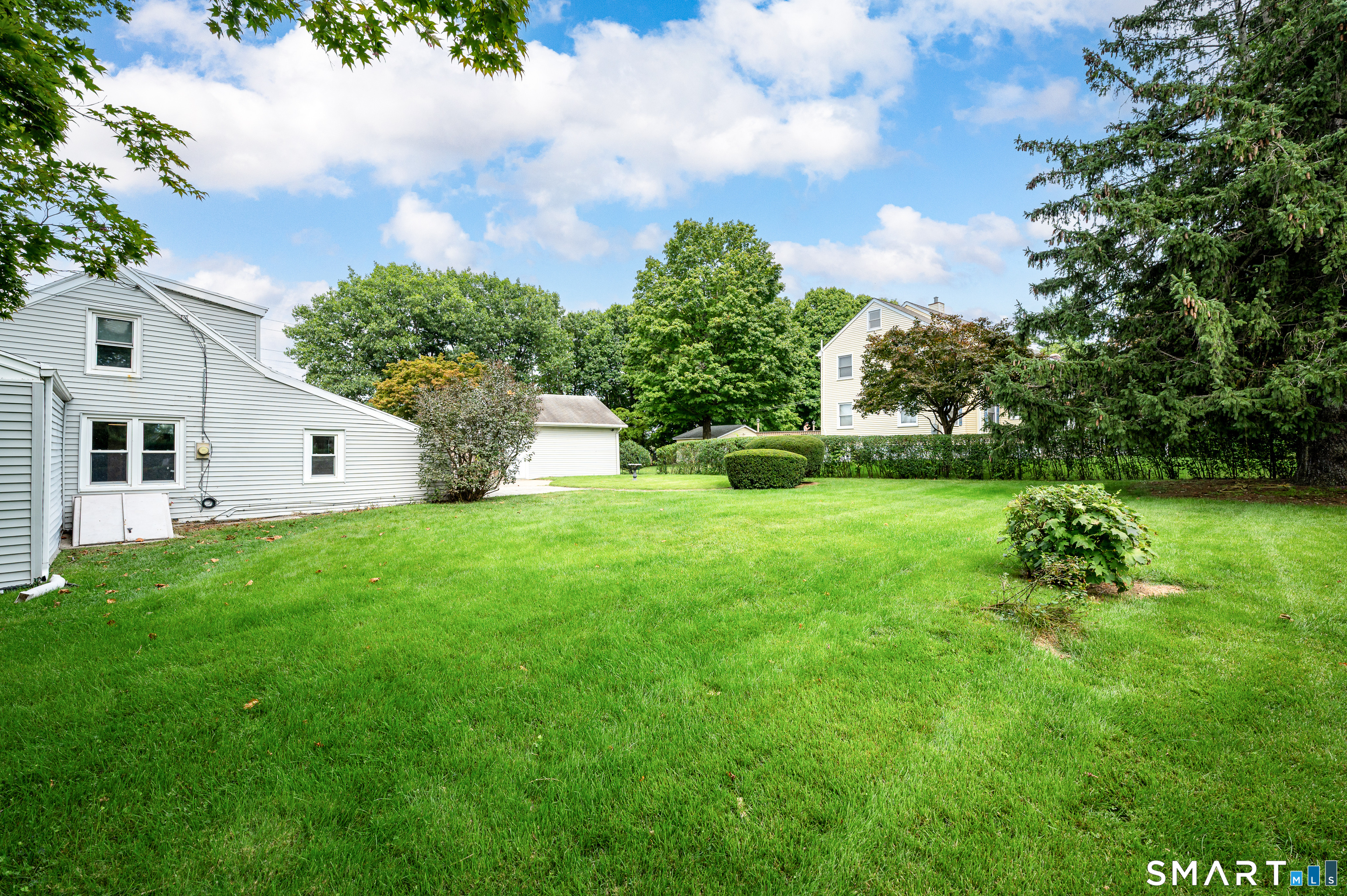 307 Courtland Avenue photo 36