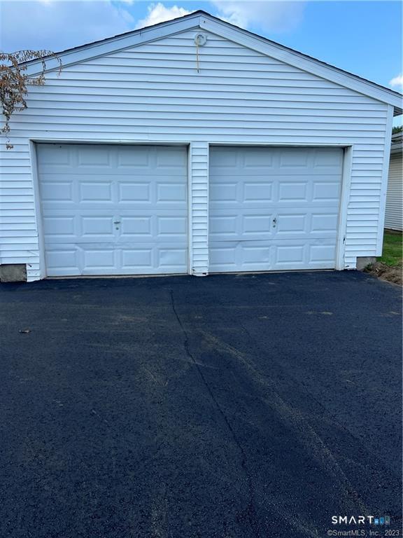 Garage to be shared with other unit