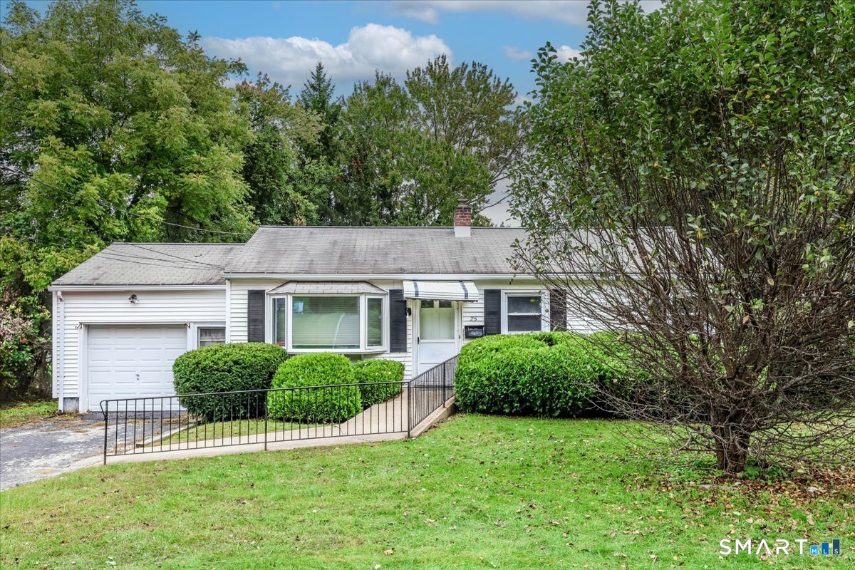 25 Meadowbrook Road