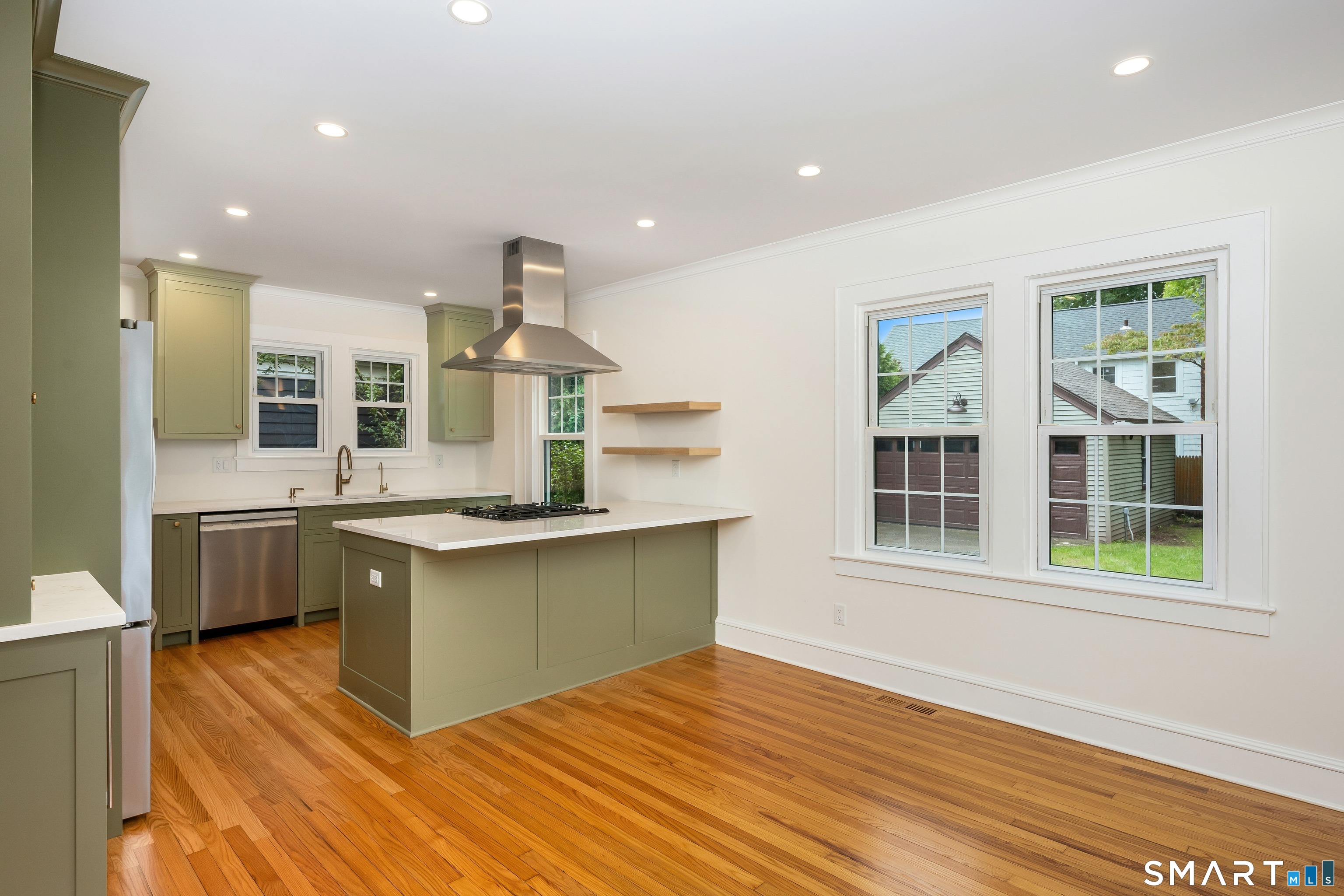 415 West Avenue photo 6