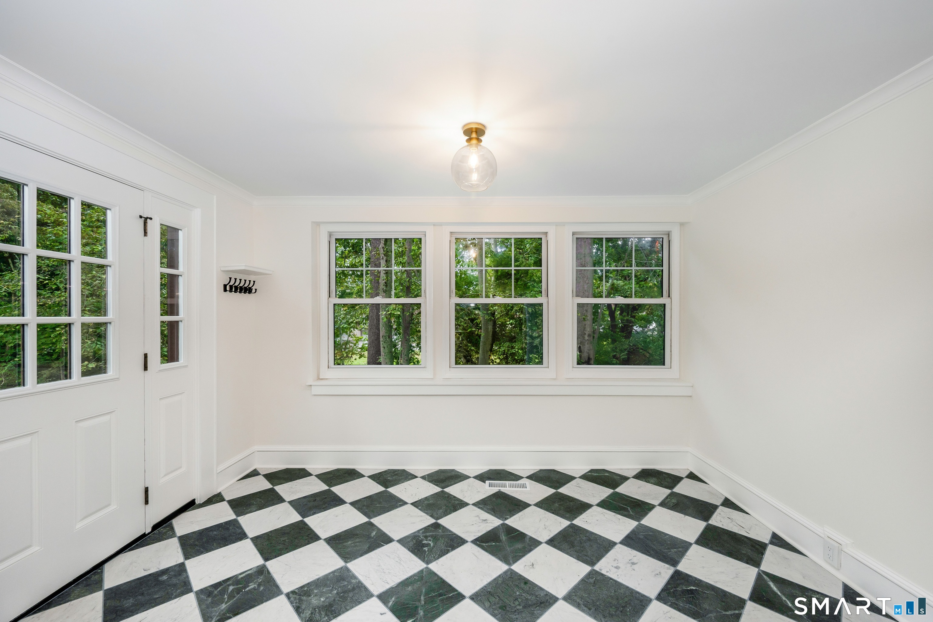 415 West Avenue photo 9