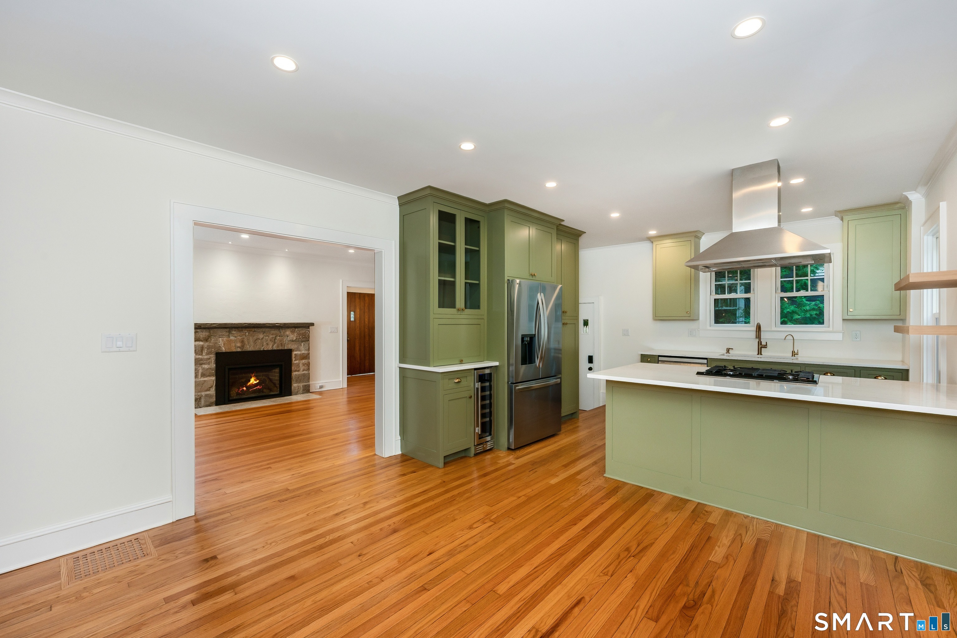 415 West Avenue photo 5