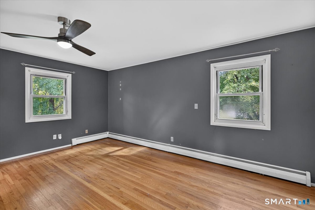 71 Brewster Road photo 24