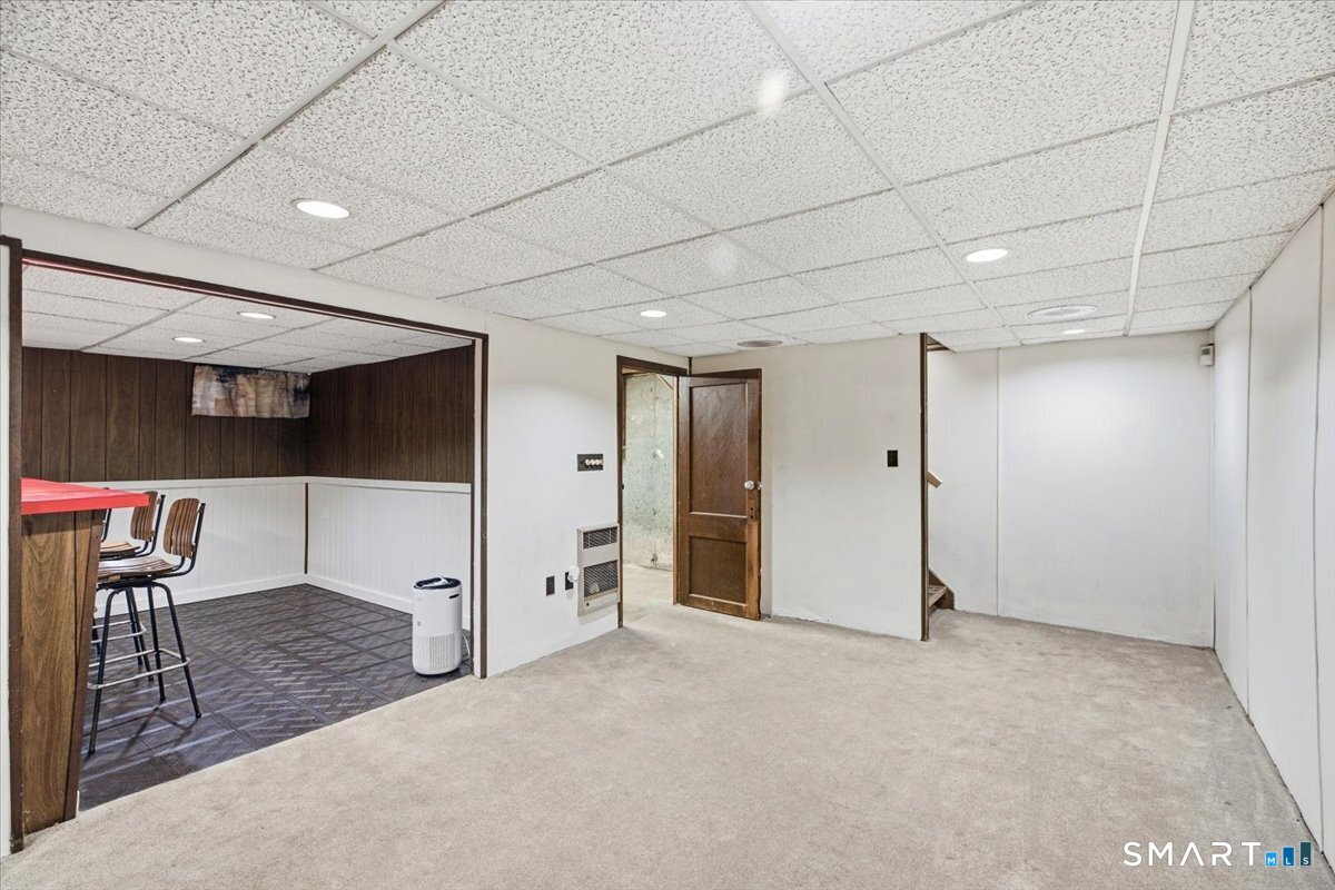 71 Brewster Road photo 36