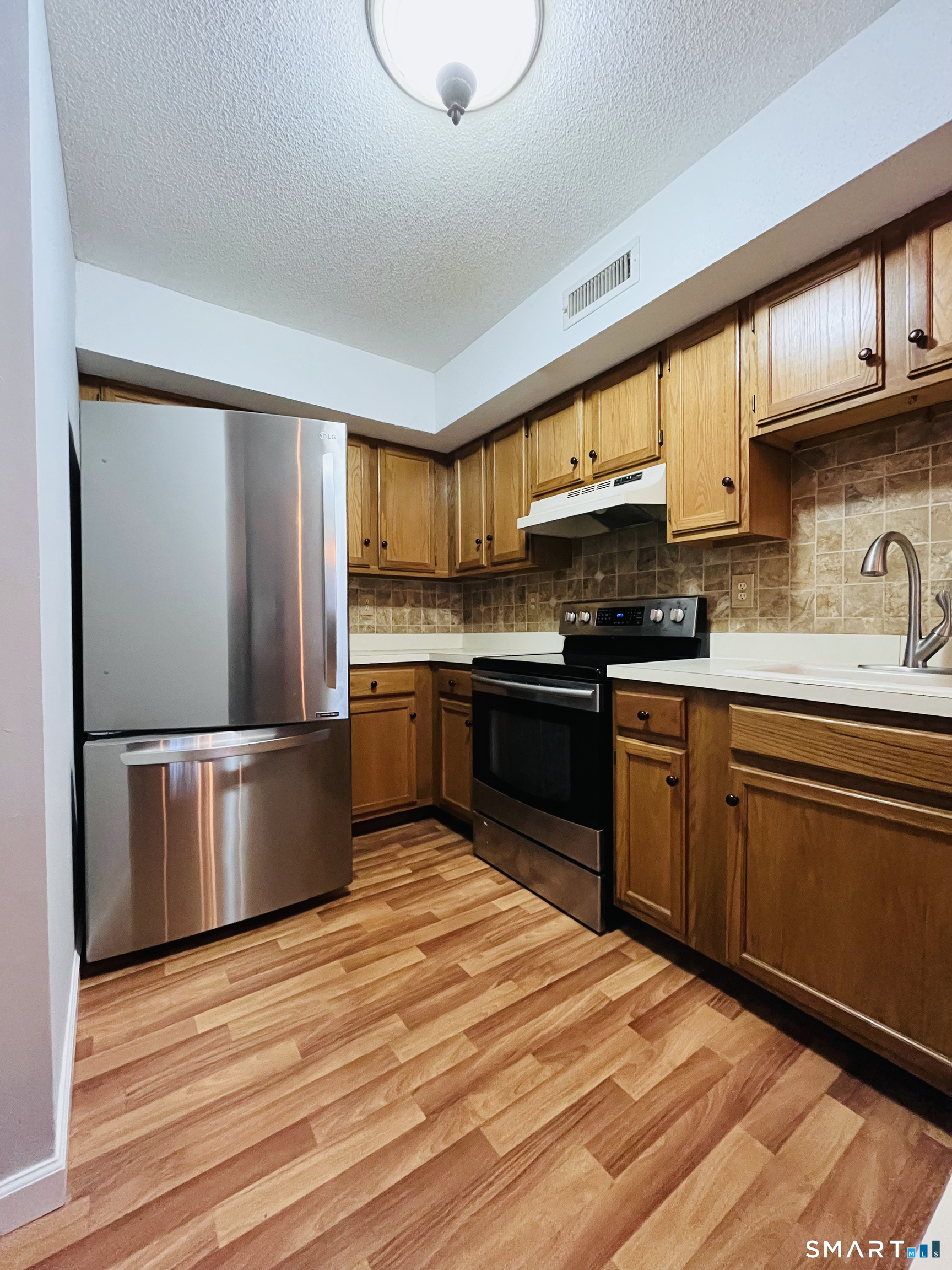 190 Tomlinson Avenue Unit #9A photo 8