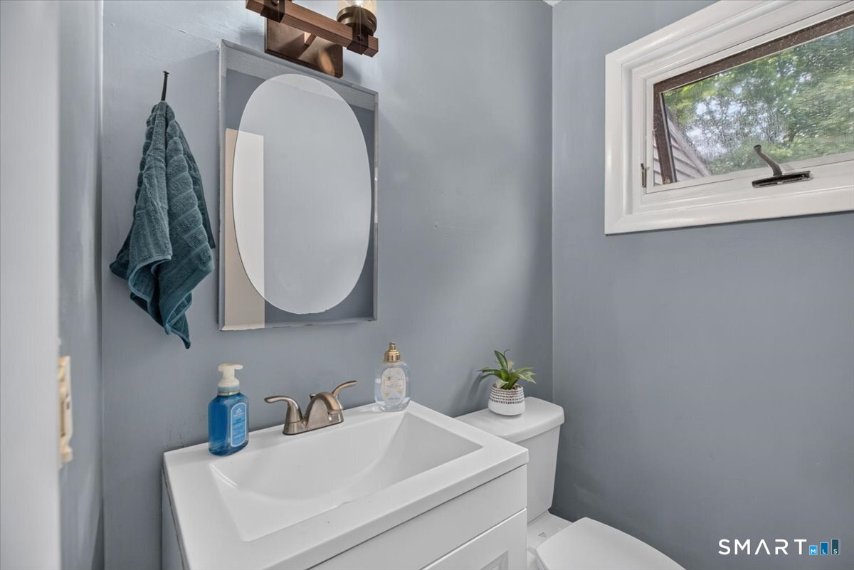 71 Brewster Road photo 20