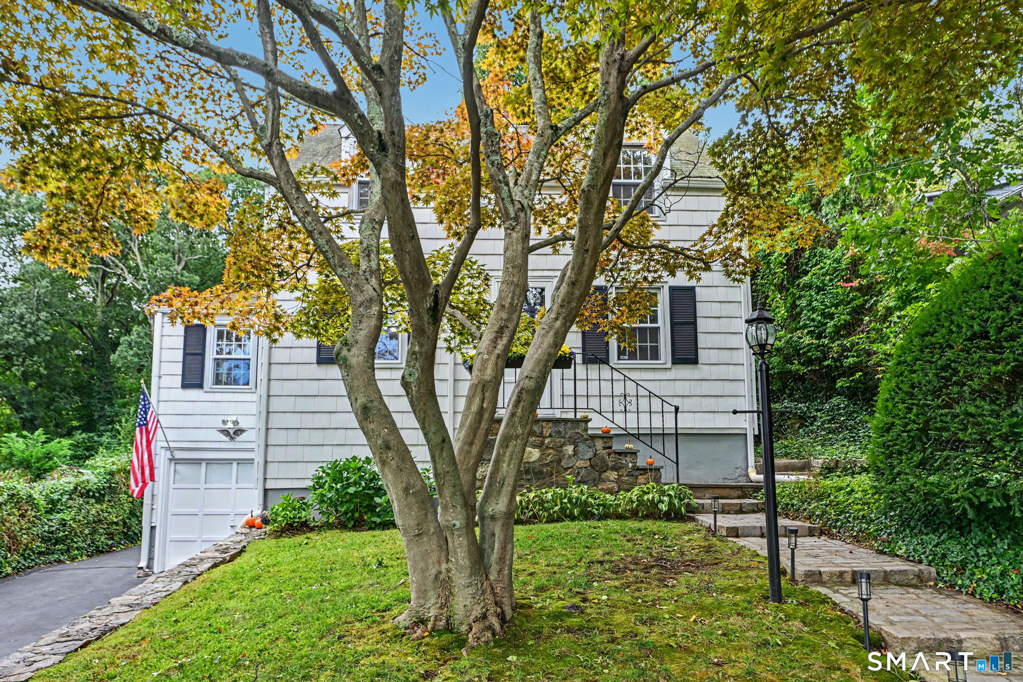 Photo 2 of Single family home for sale at 116 Mulberry St, Stamford, CT 06907 | MLS# 24210456 | Listing updated on 2026-10-06
