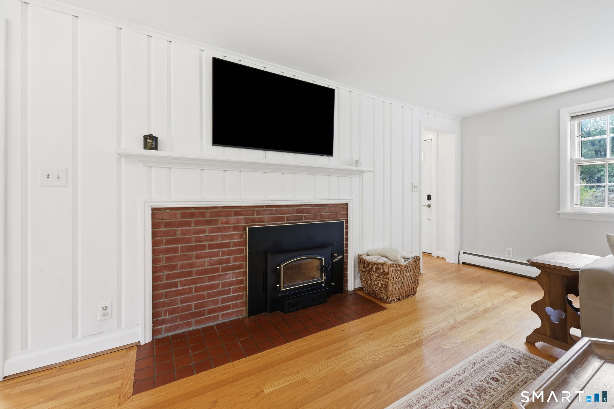 182 Vernon Street West photo 17