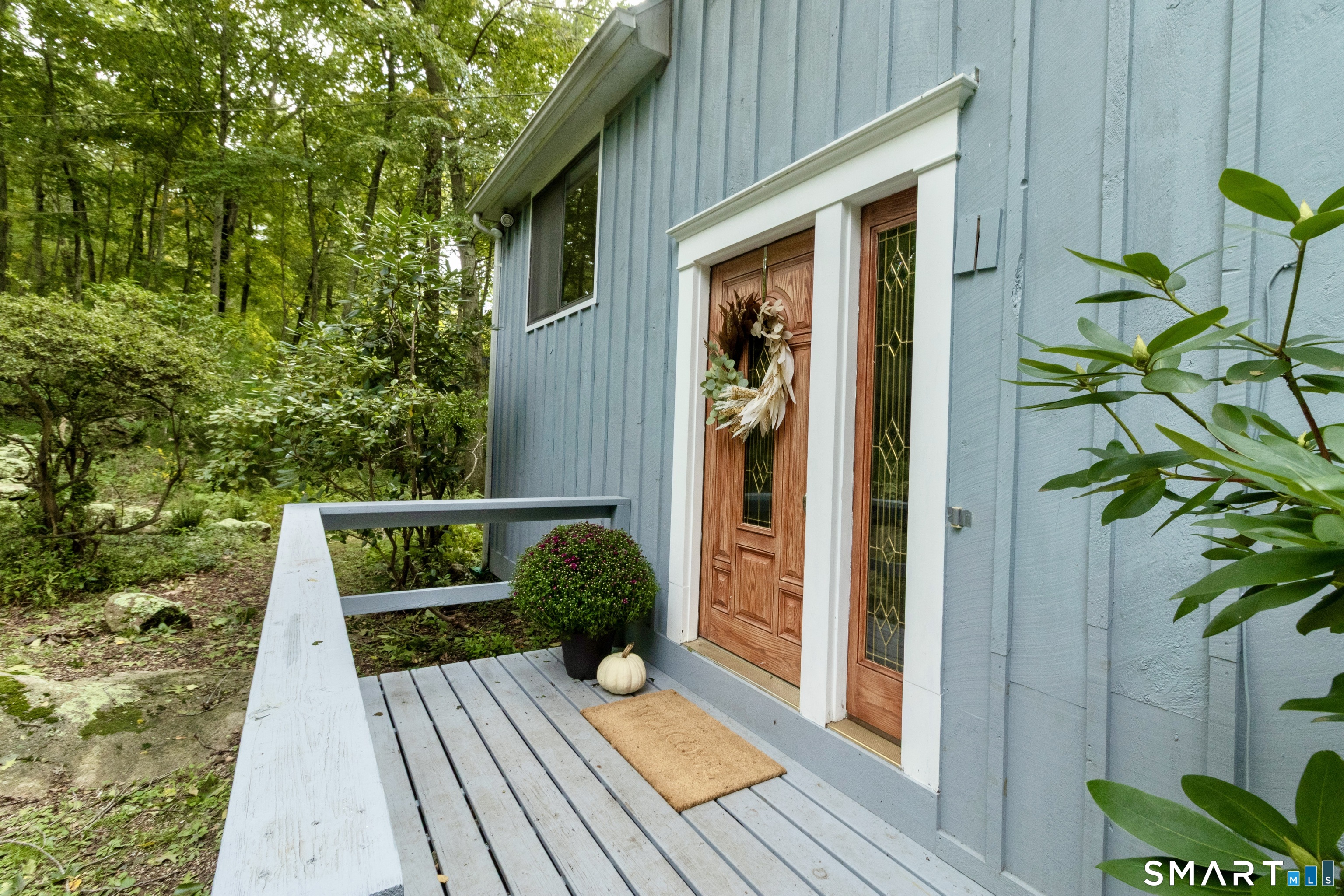 Photo 3 of Single family home for sale at 882 Moose Hl Rd, Guilford, CT 06437 | MLS# 24204255 | Listing updated on 2026-10-06