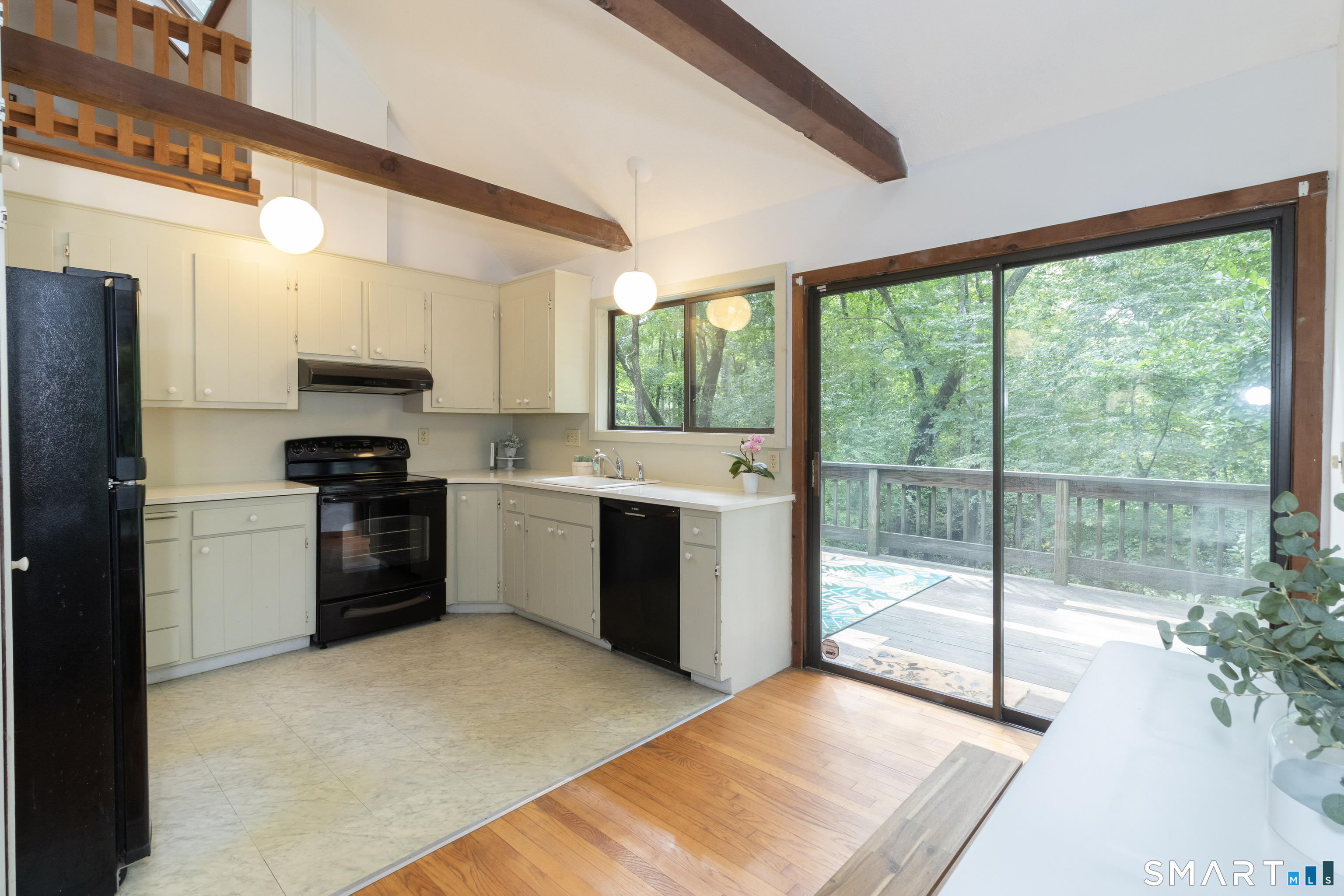 882 Moose Hill Road photo 9