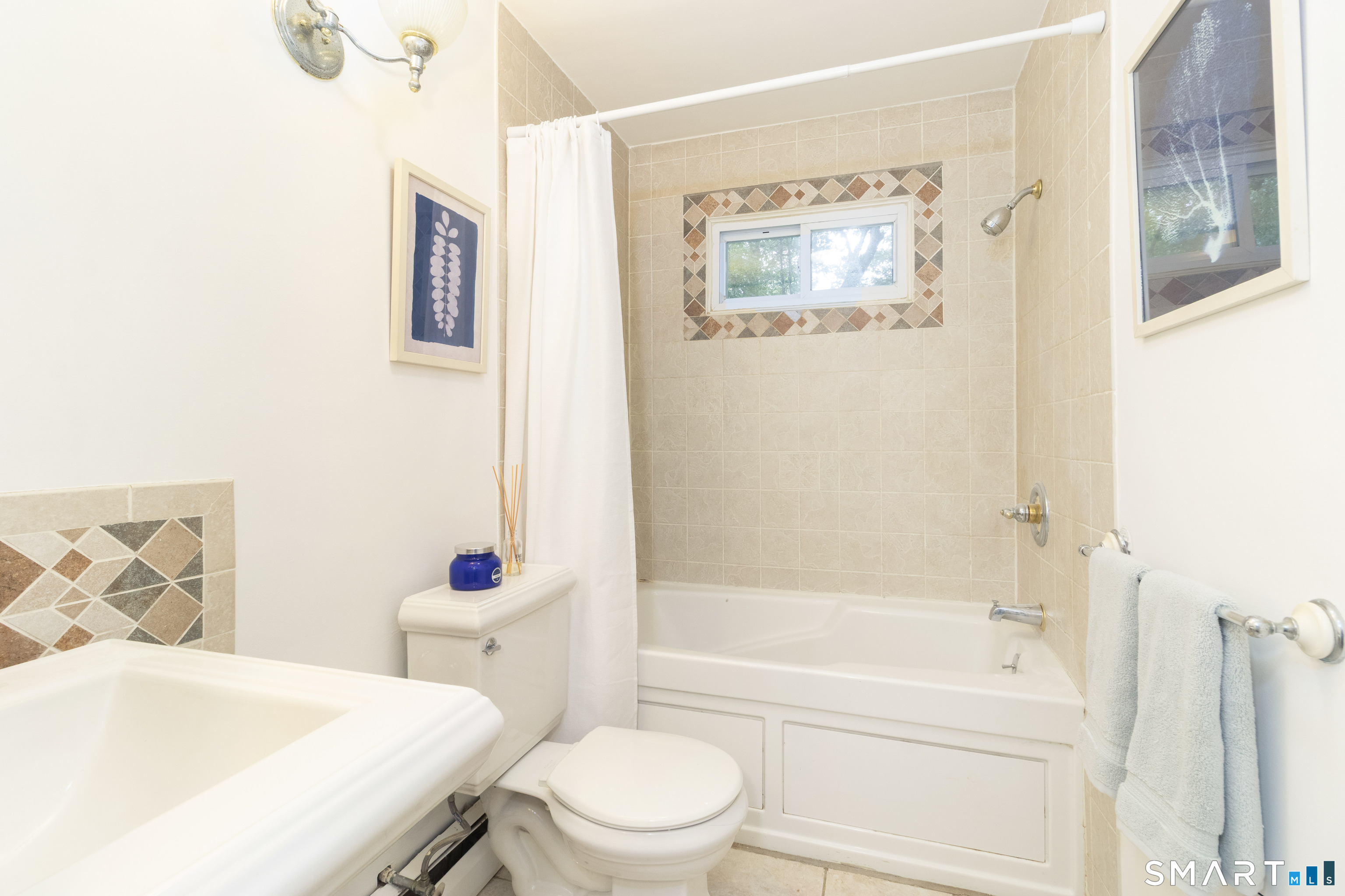 882 Moose Hill Road photo 16