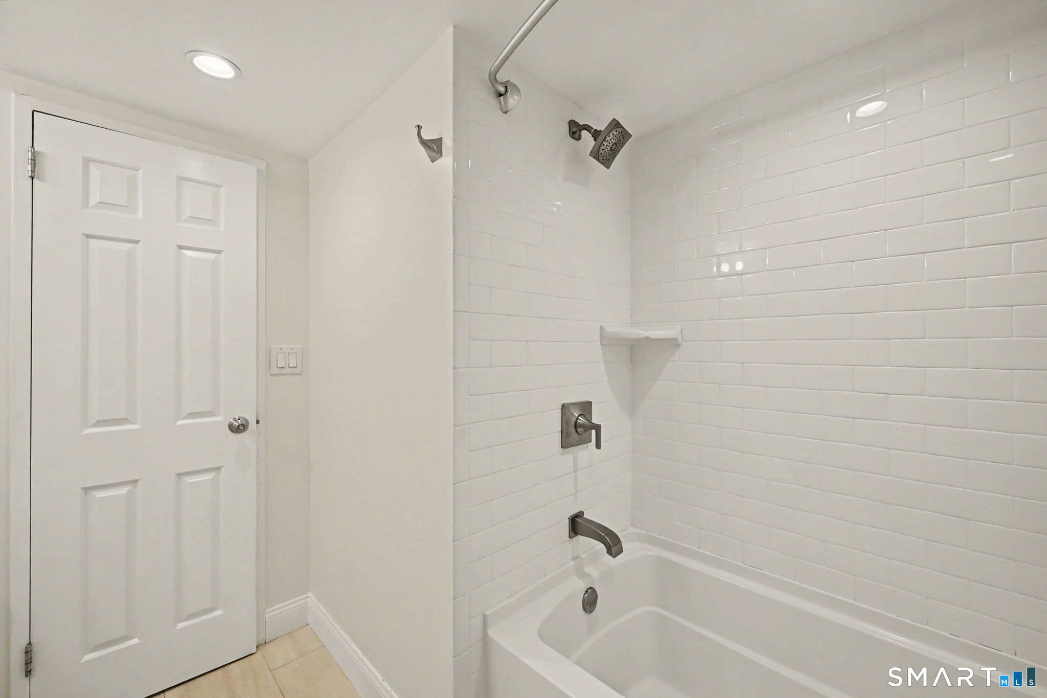 127 Greyrock, Unit 706 photo 20