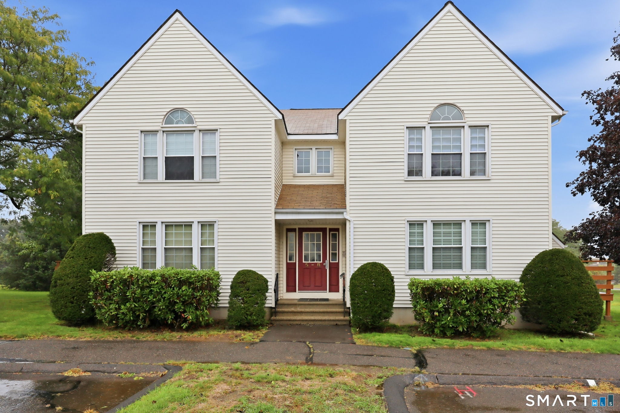 Photo 1 of Condo for sale at 14 Pinney St #7, Ellington, CT 06029 | MLS# 24209689 | Listing updated on 2026-10-04