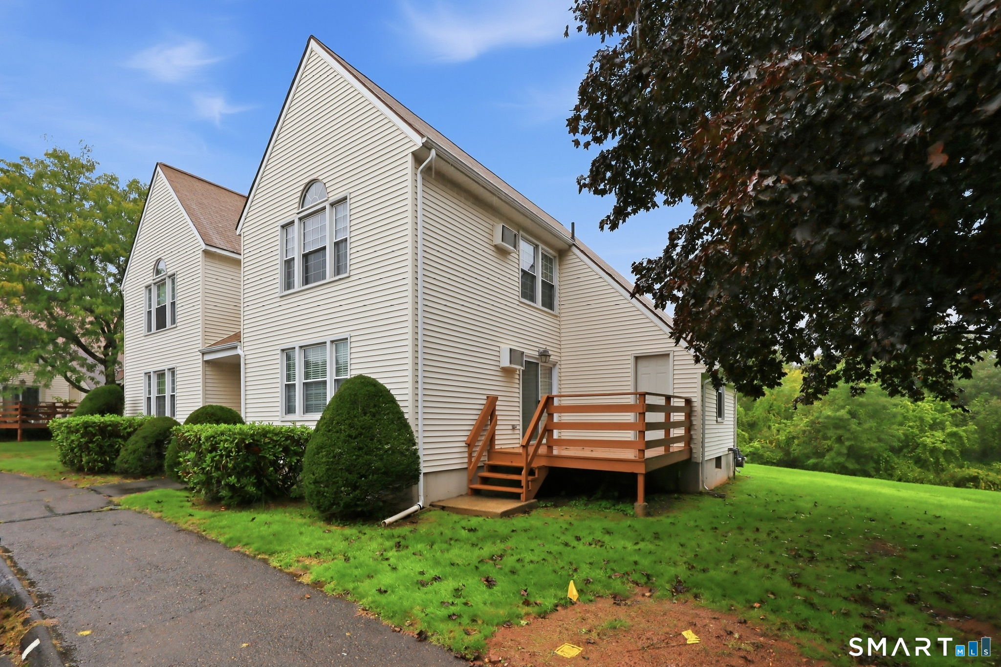 Photo 2 of Condo for sale at 14 Pinney St #7, Ellington, CT 06029 | MLS# 24209689 | Listing updated on 2026-10-04