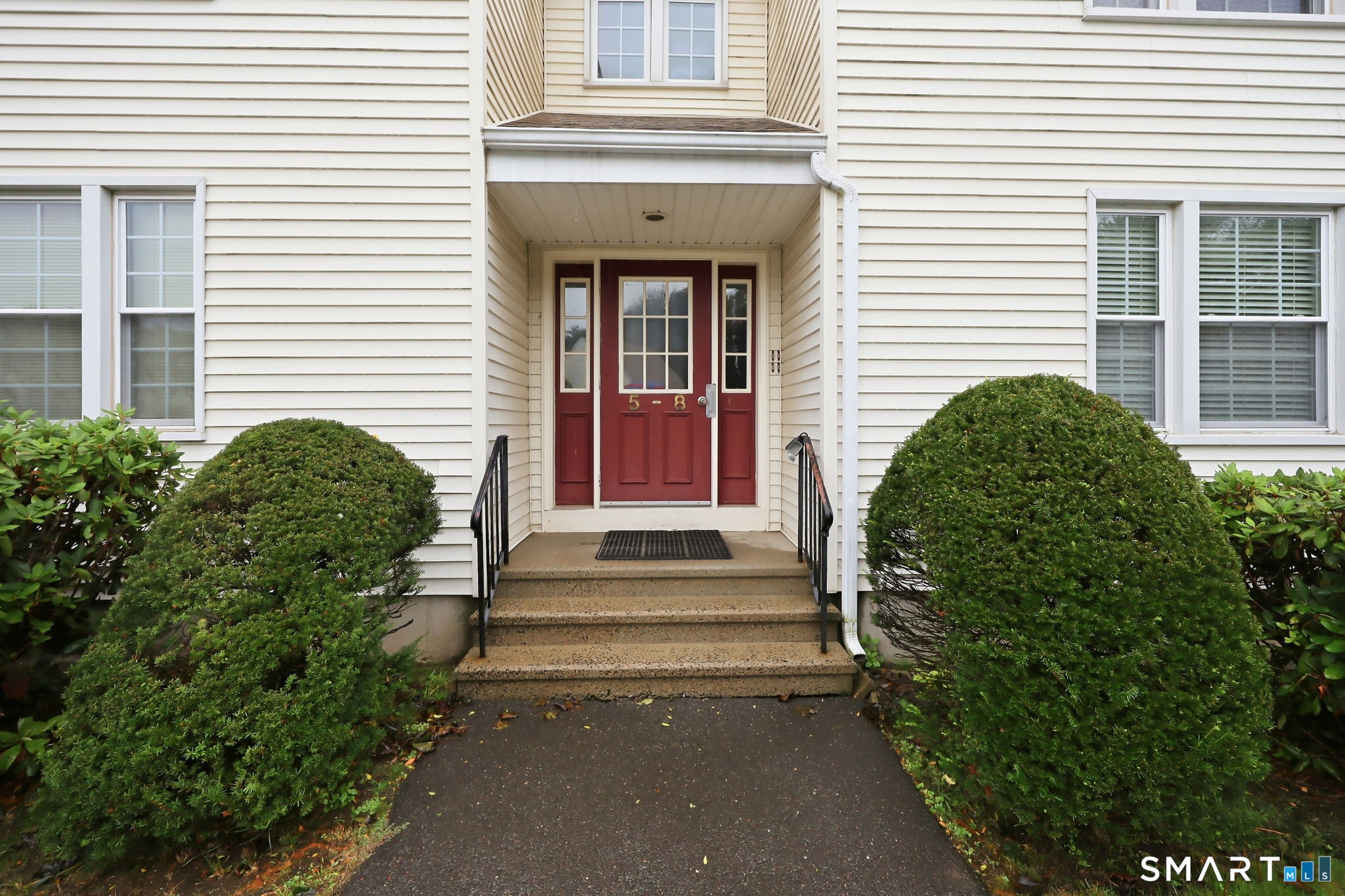 Photo 3 of Condo for sale at 14 Pinney St #7, Ellington, CT 06029 | MLS# 24209689 | Listing updated on 2026-10-04