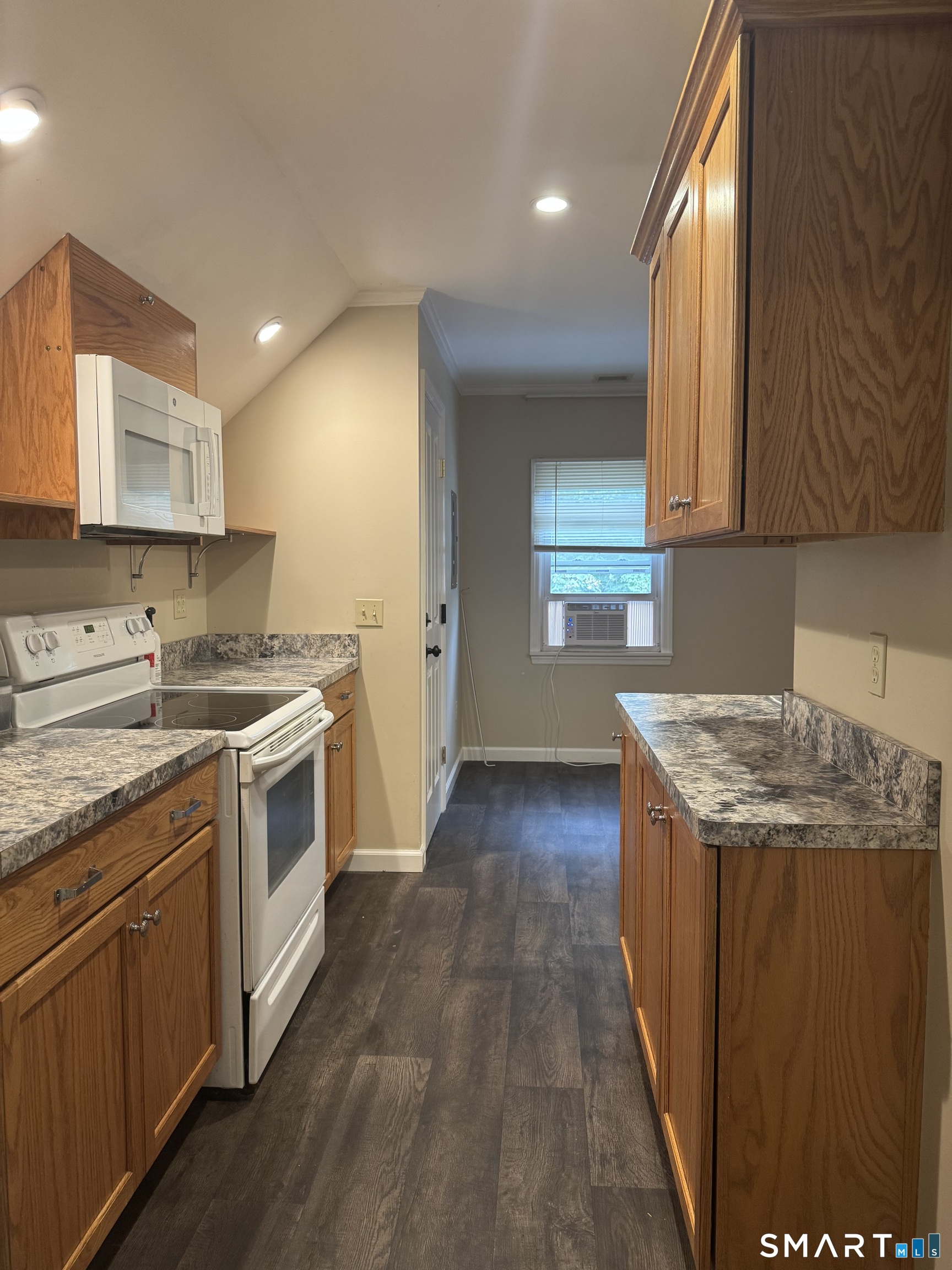 210 Prospect Avenue Unit ##3 photo 9
