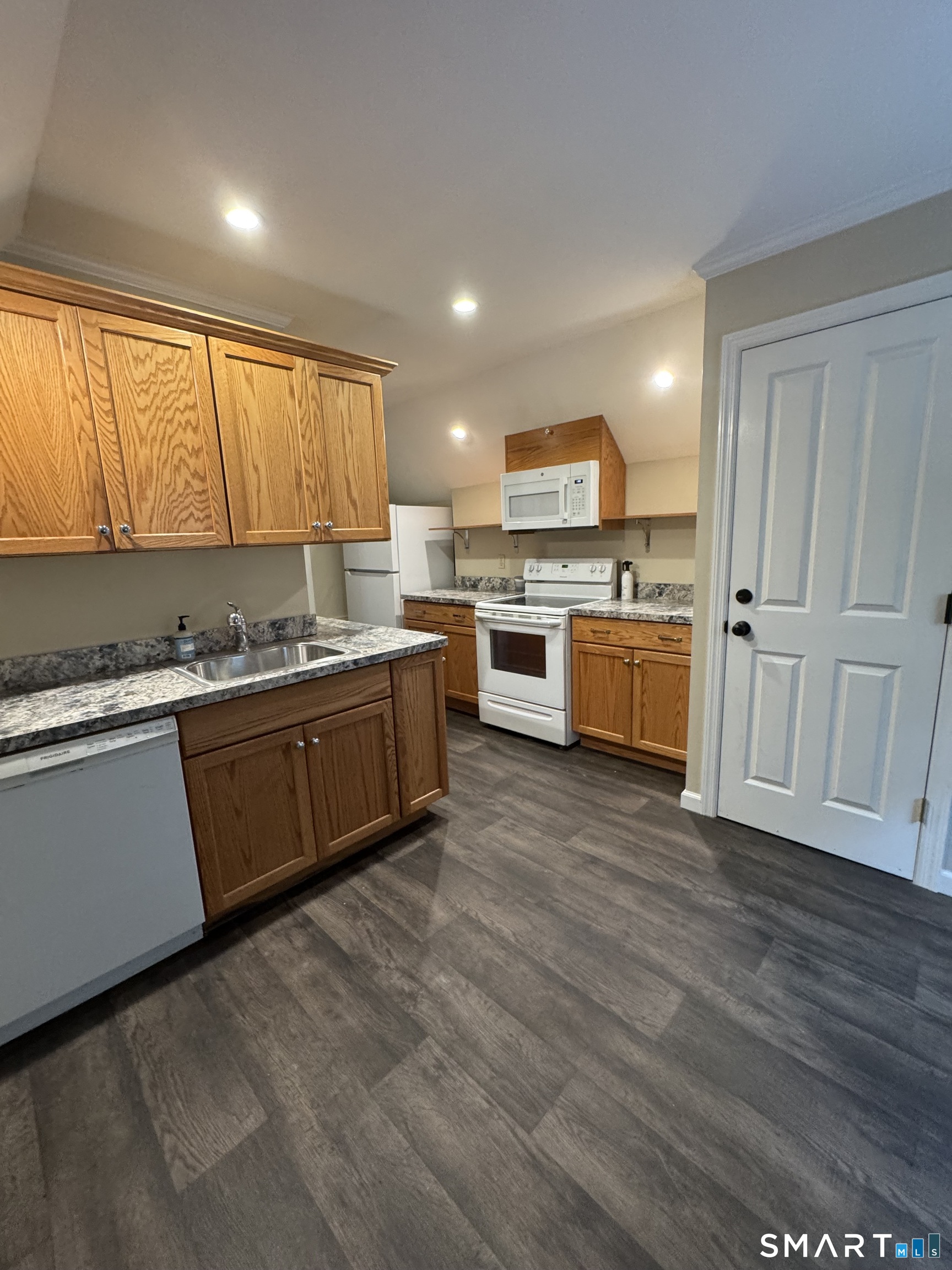 210 Prospect Avenue Unit ##3 photo 12