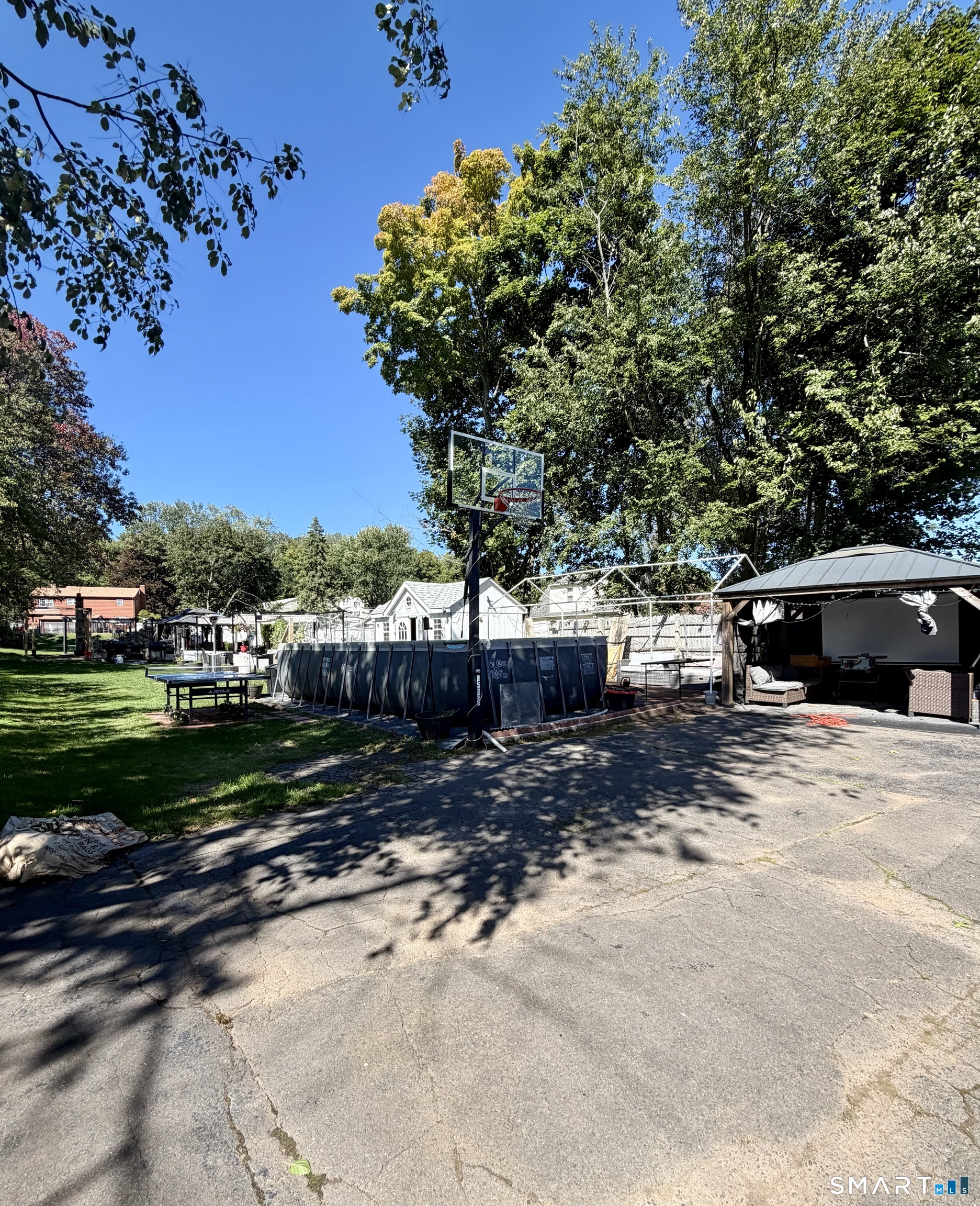 199 Paddock Avenue photo 16