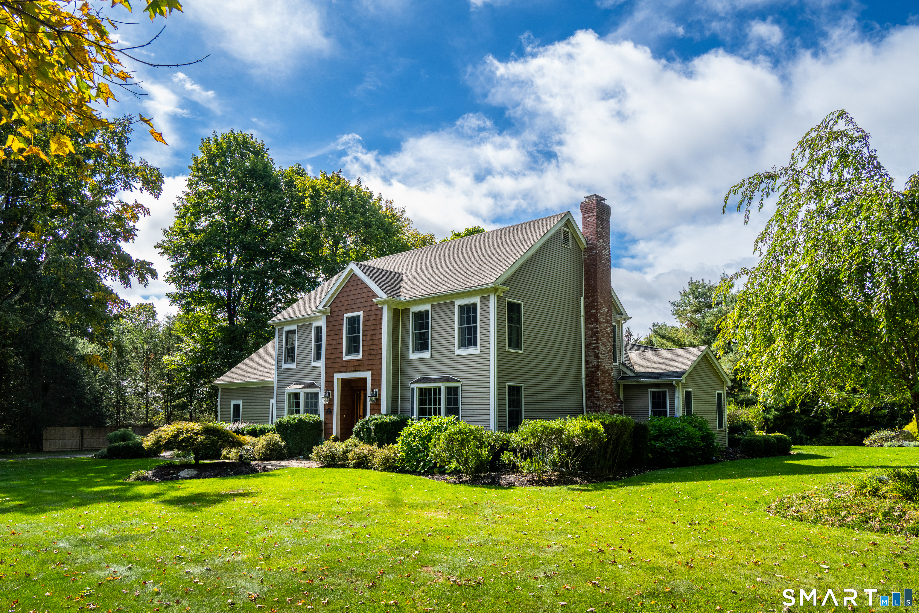 Photo 1 of Single family home for sale at 427 Long Mountain Rd, New Milford, CT 06776 | MLS# 24209038 | Listing updated on 2026-10-03