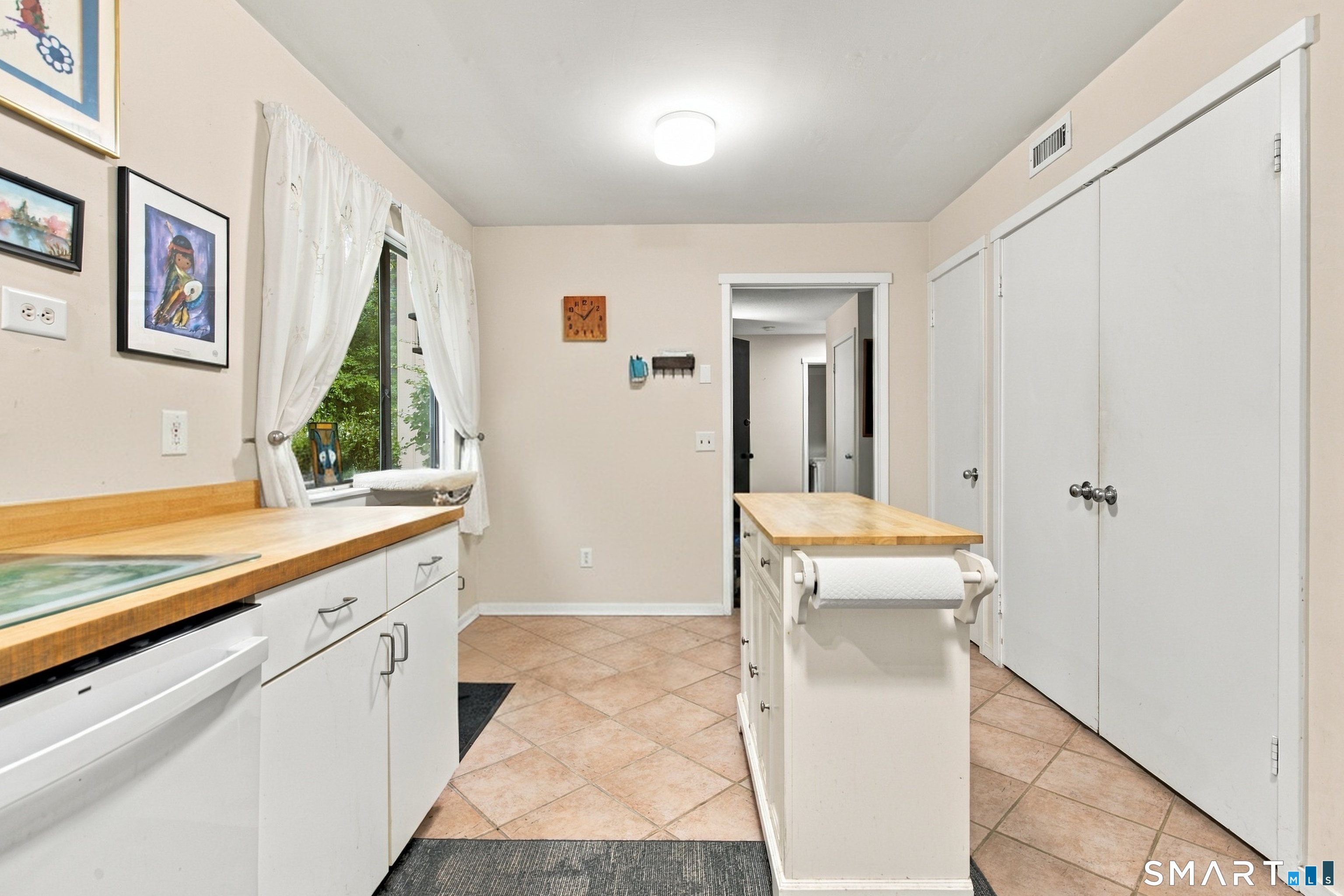453 Heritage Village Unit #A photo 13