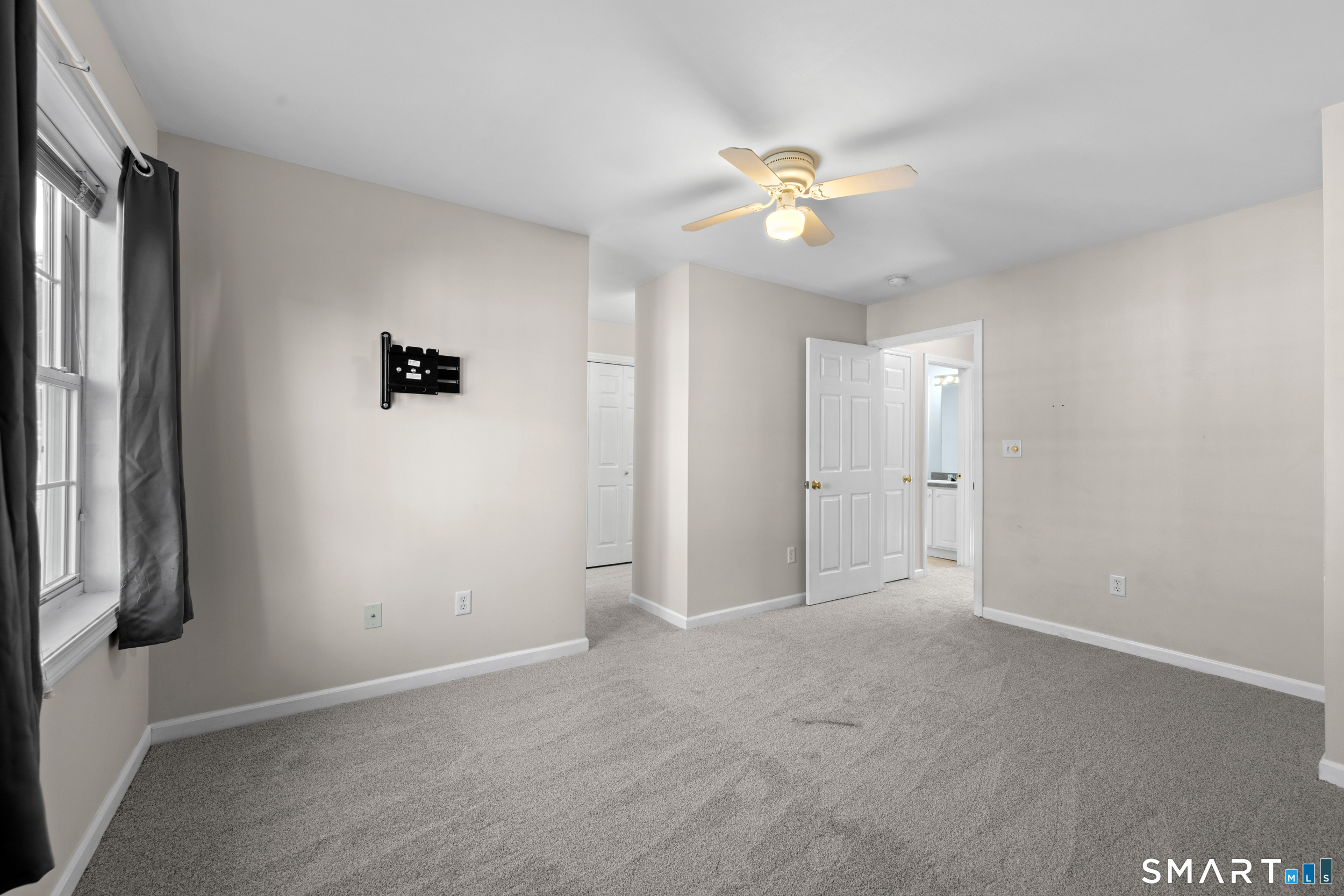 372 Meridian St Extension Unit #54 photo 16